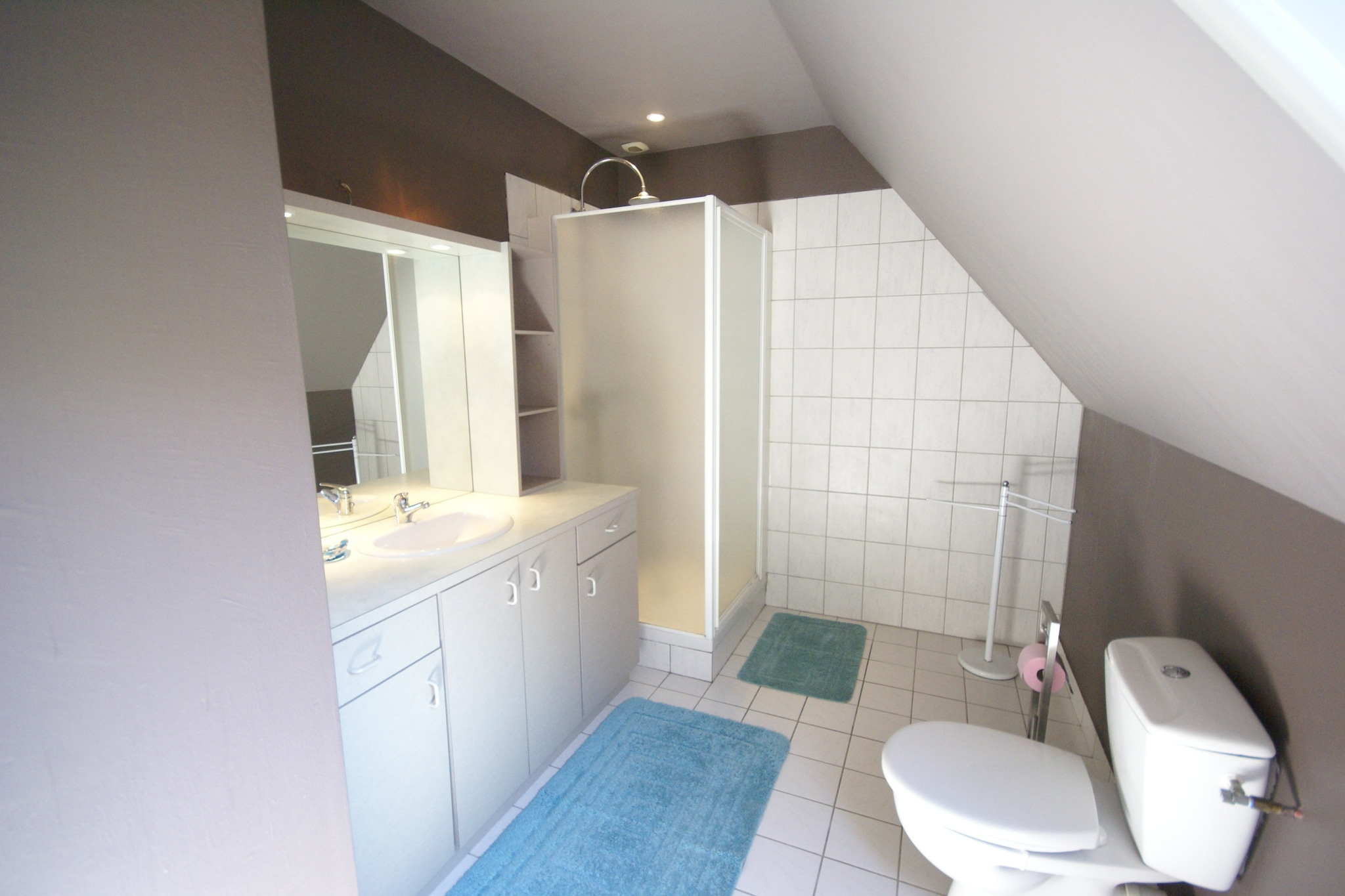 Plurien-Bathroom