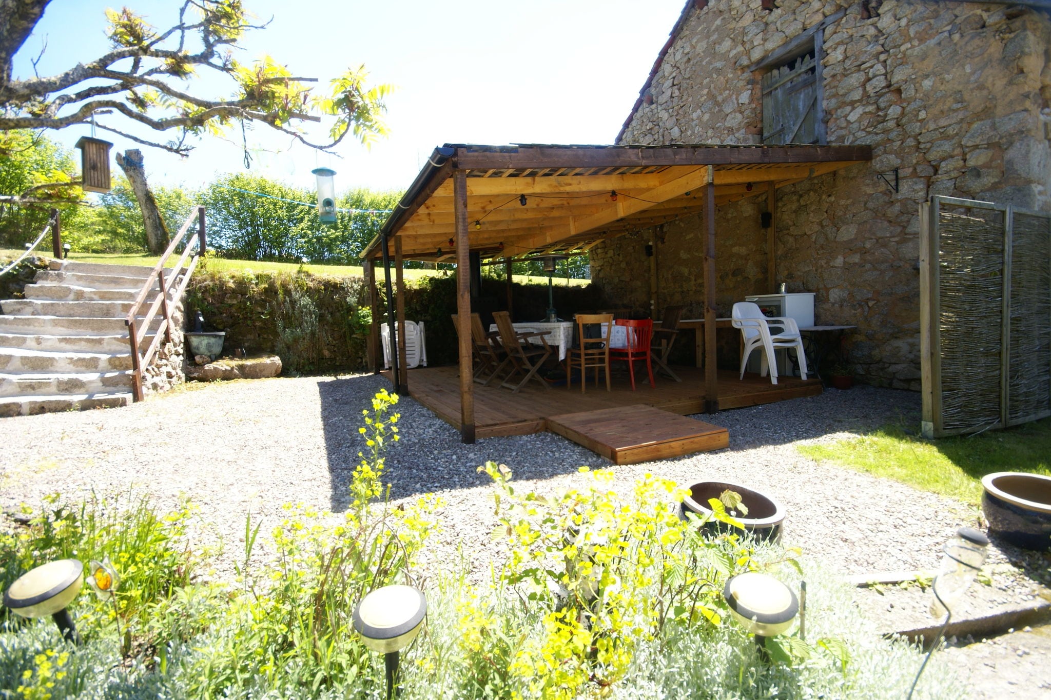 Gemütliches Ferienhaus mit großem Garten in Dun-les-Places
