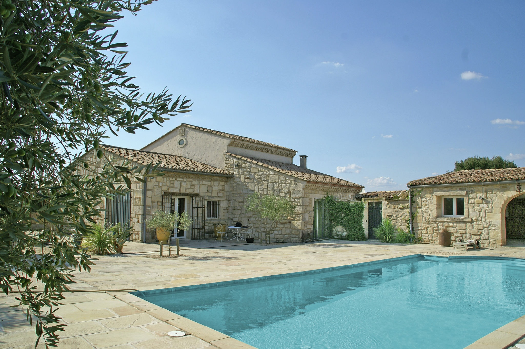 Einladende Villa mit privatem Pool in Montfrin