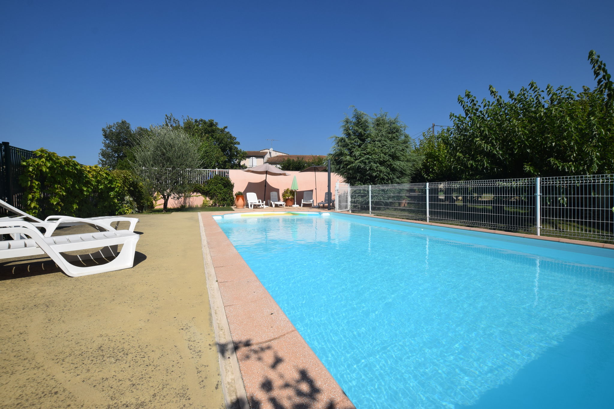 Verzorgd vakantiehuis in de Ardèche met zwembad