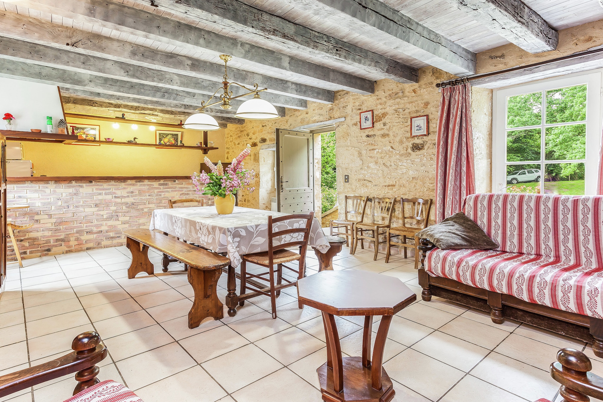 Holiday home with garden