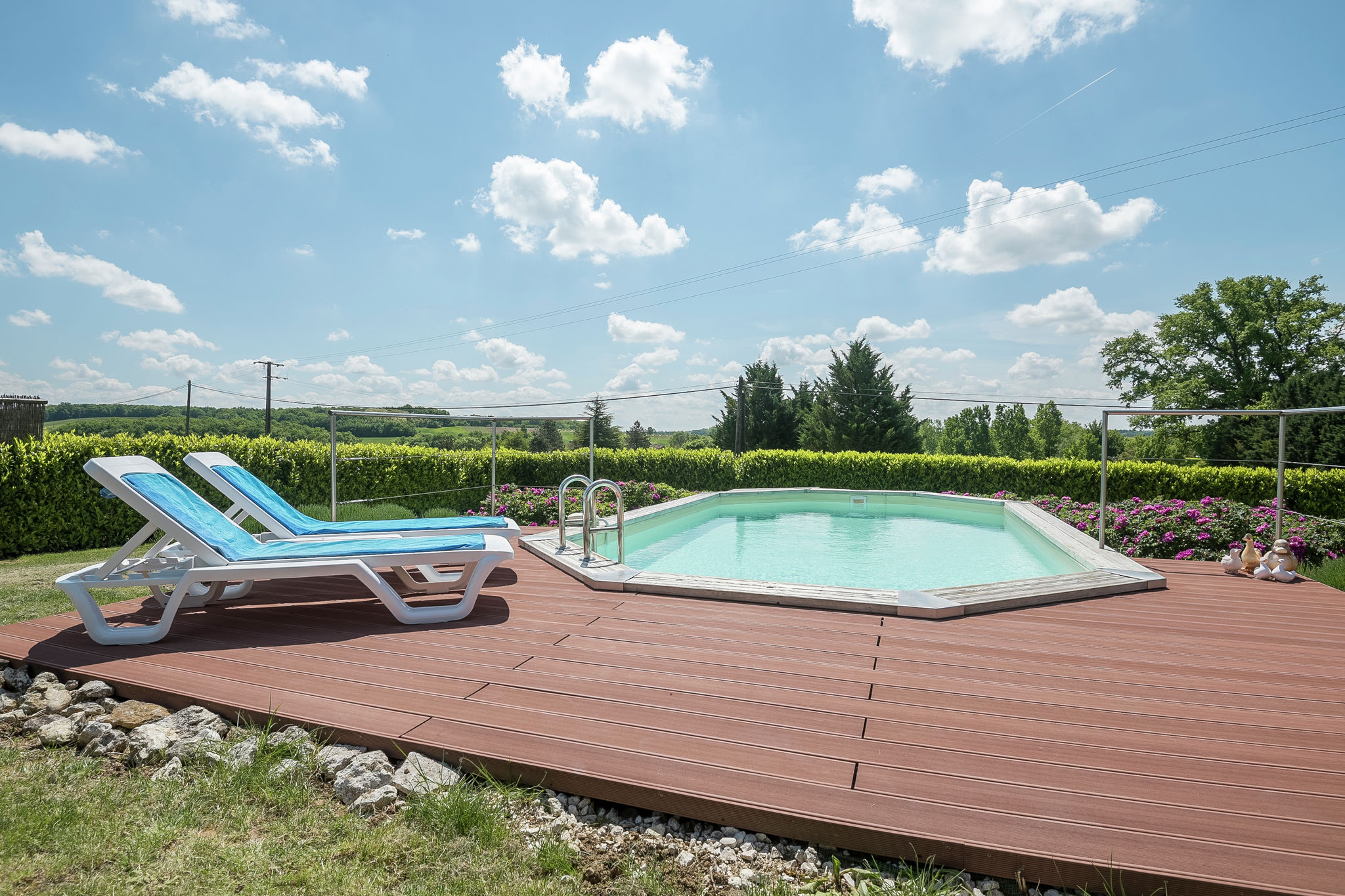 Cozy Holiday Home in Sadillac with Private Pool