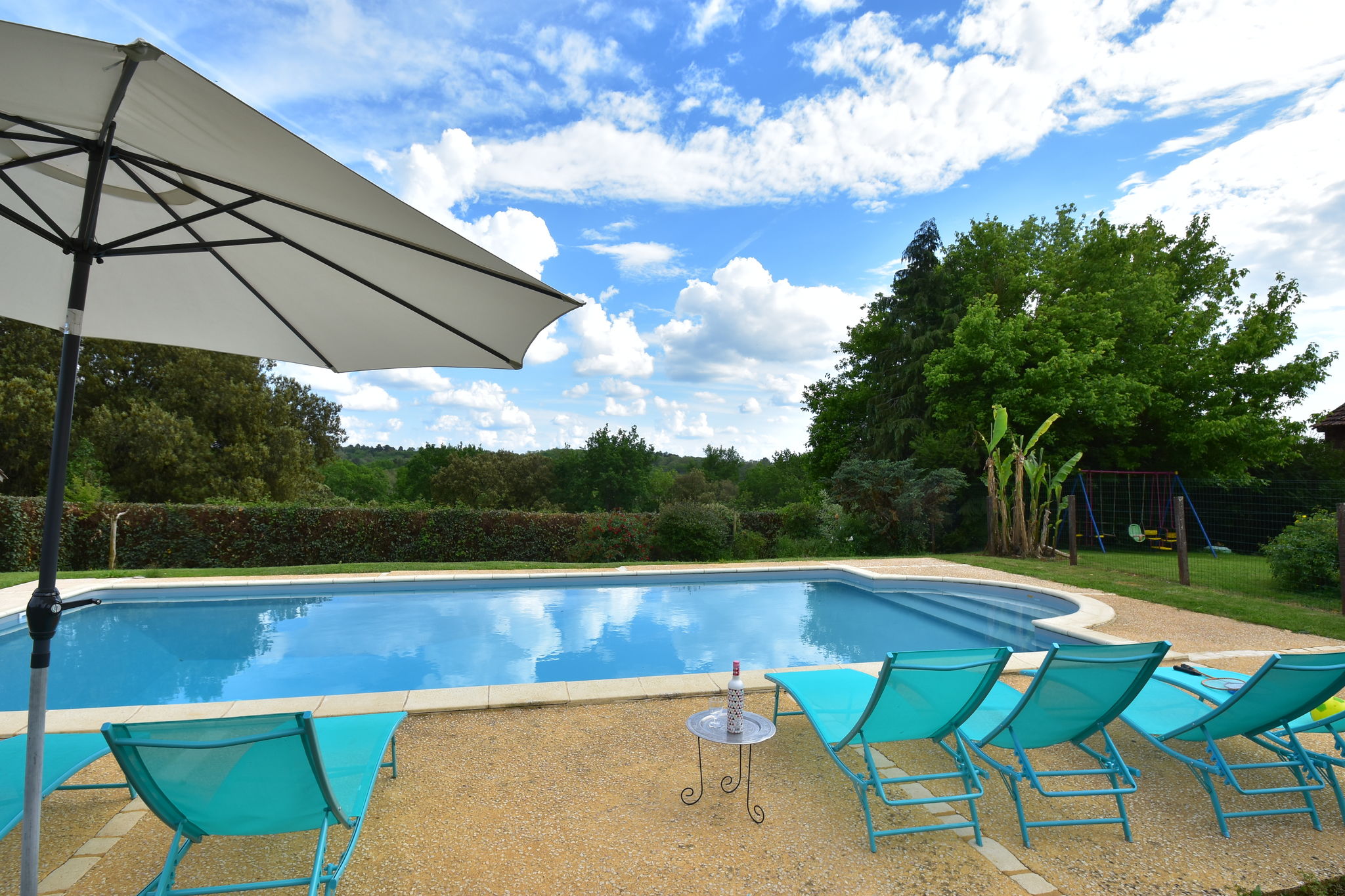 ﻿Modern vakantiehuis in Besse, Dordogne met privézwembad
