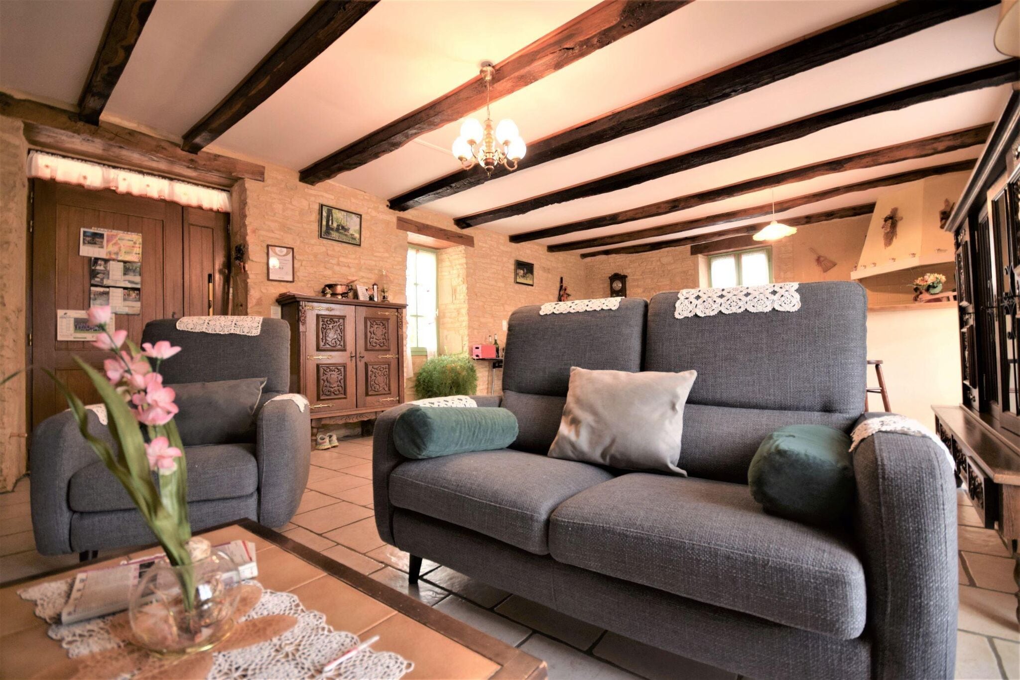 Cosy Holiday Home in Thédirac with Swimming Pool