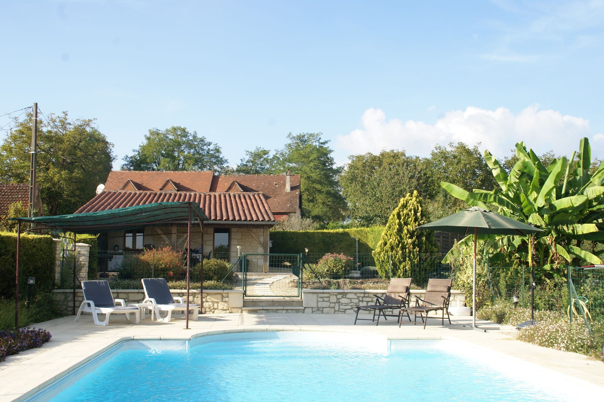 Attractive holiday home in Montcléra with pool