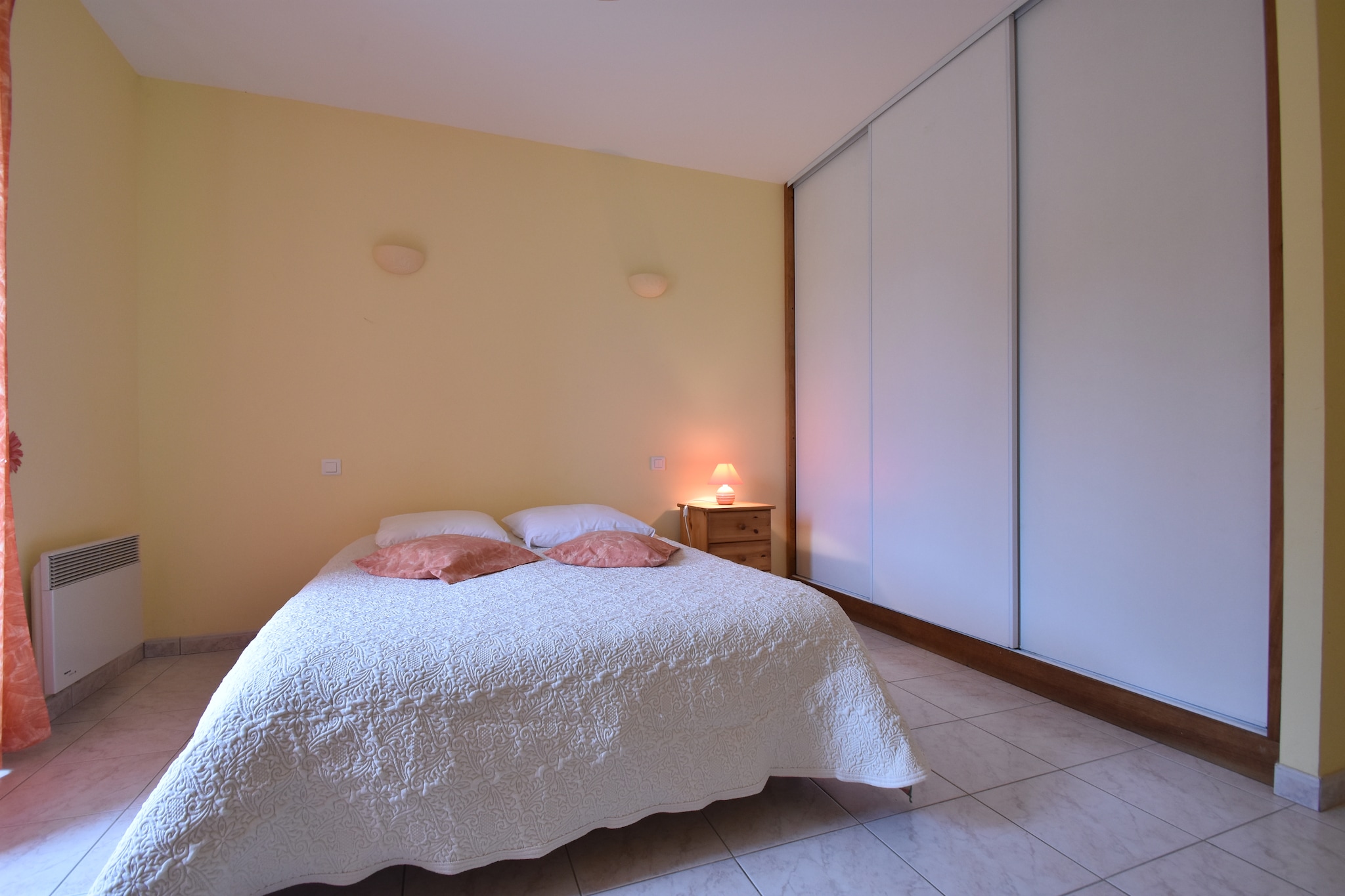 Maison de vacances Besse Les Vitarelles 6p-Slaapkamer