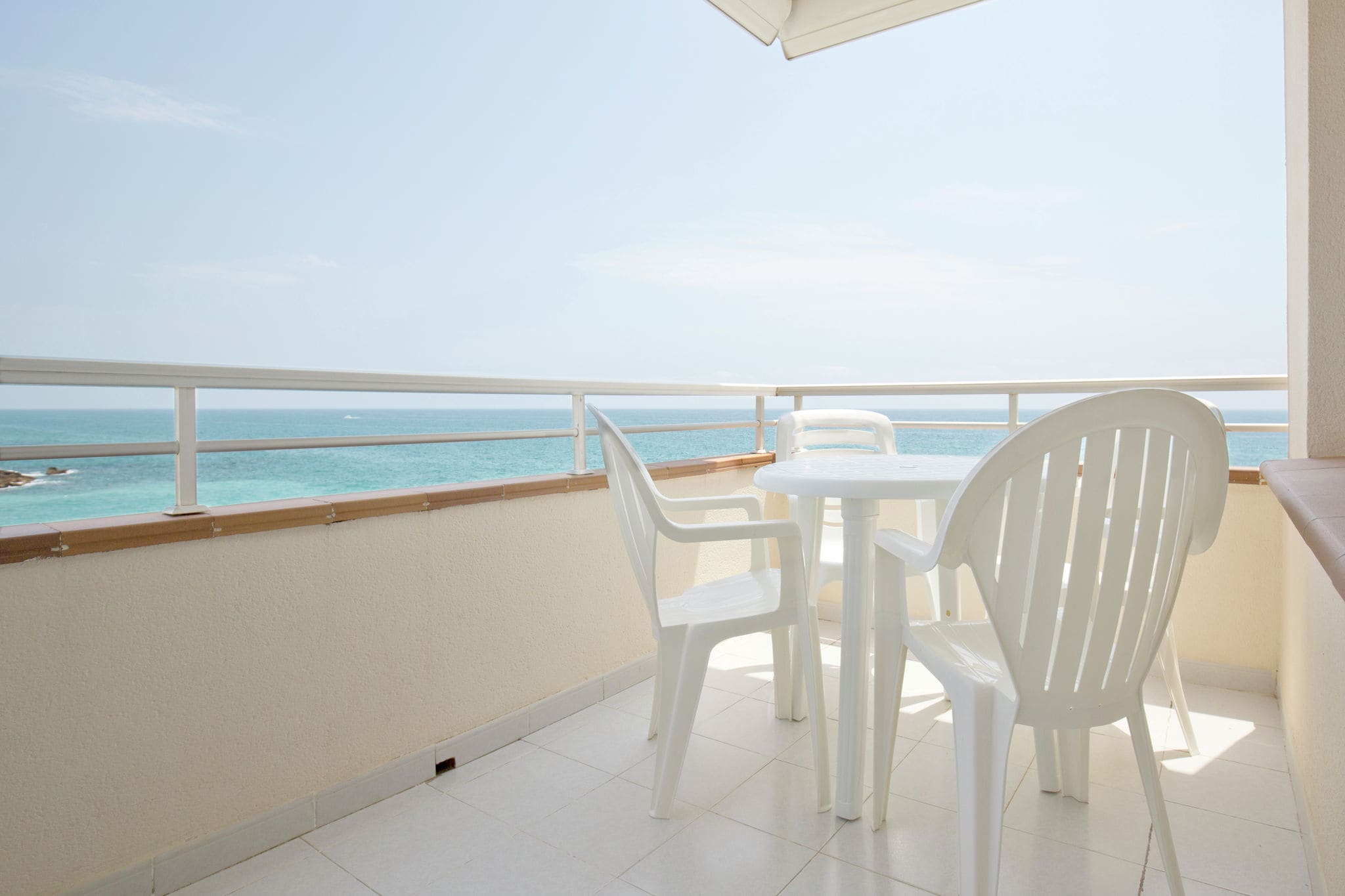 Verzorgd appartement met uitzicht op zee met twee zwembaden vlakbij Vinaròs