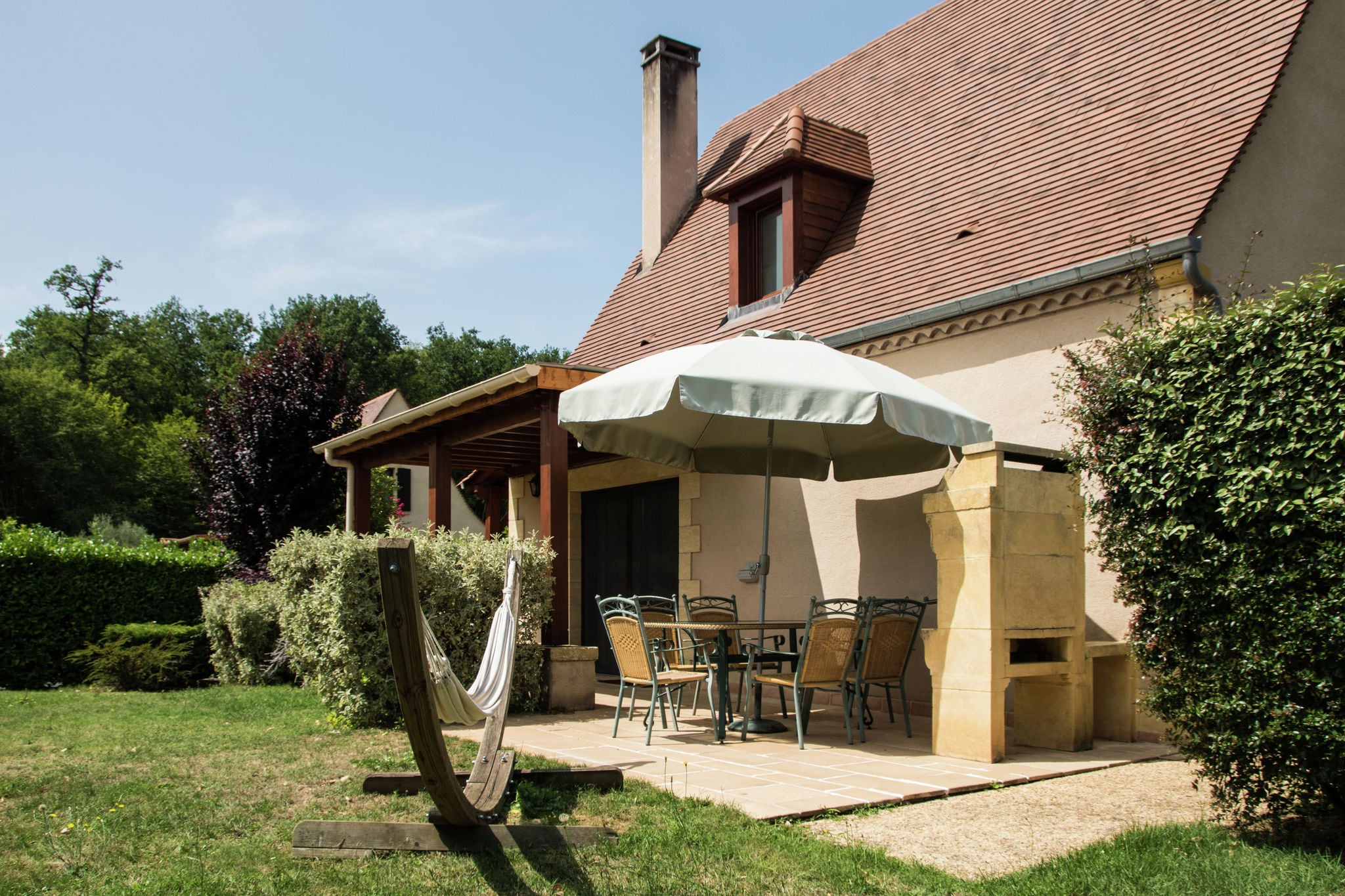 Ferienhaus mit Swimmingpool in Castelnaud-la-Chapelle