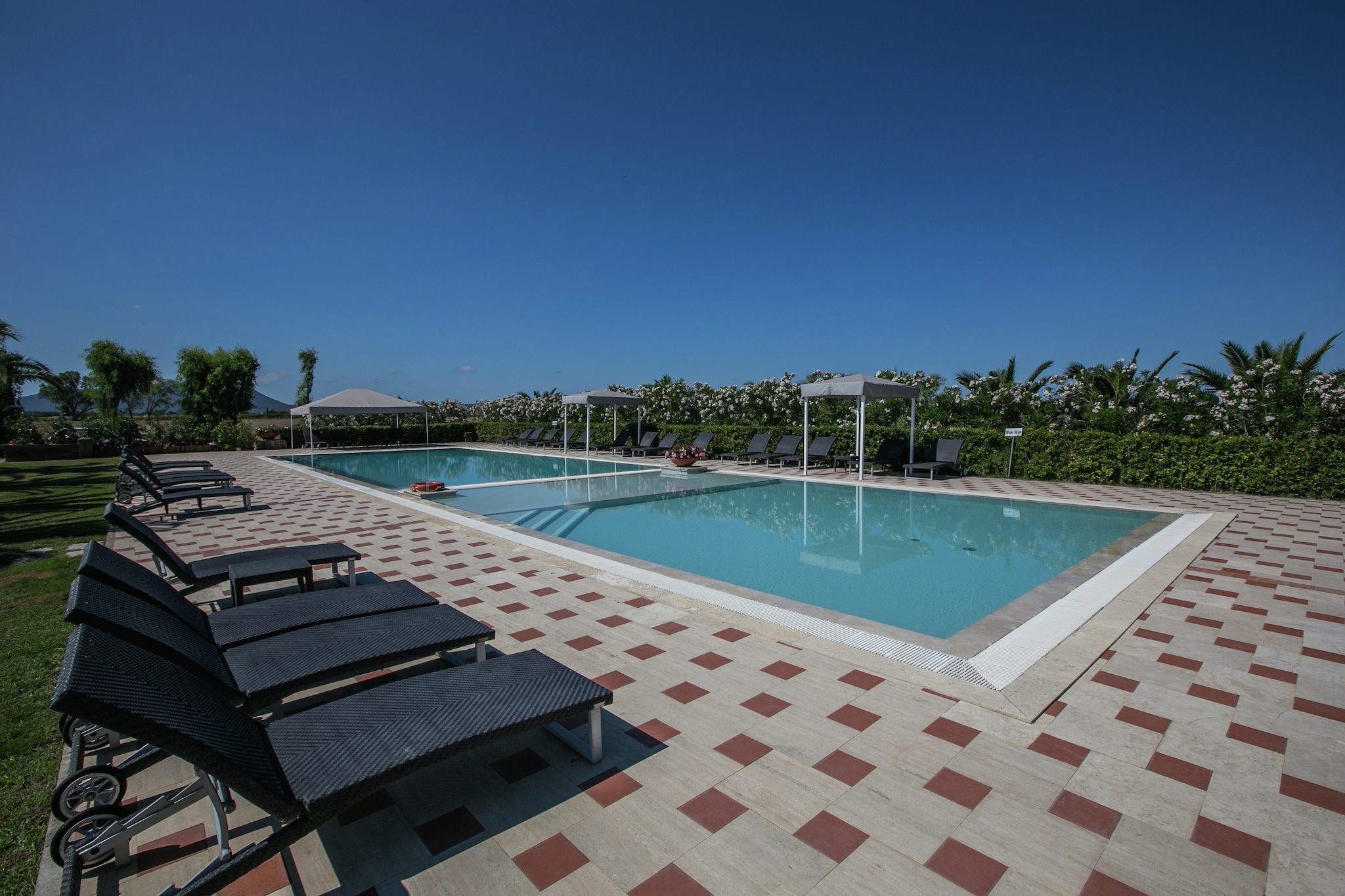 Schöne und gemütliche Ferienwohnung mit Pool in Lazise