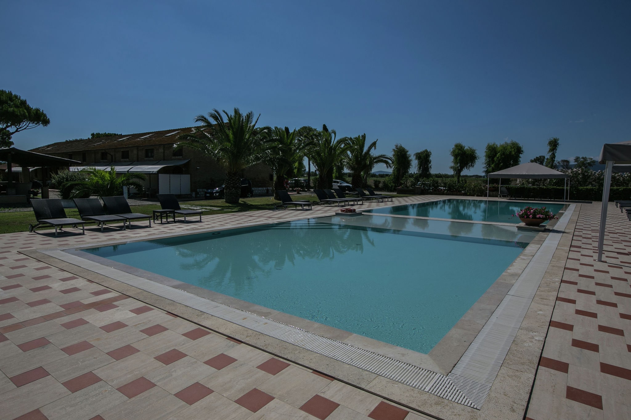 Schöne und gemütliche Ferienwohnung mit Pool in Lazise