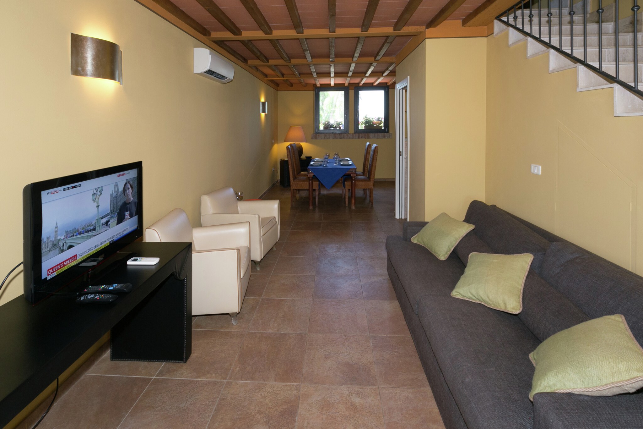 Charmant et confortable appartement avec piscine à Lazise