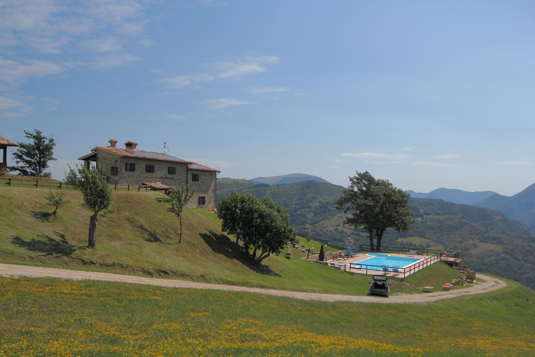 Authentieke vakantiewoning in Apecchio met bubbelbad