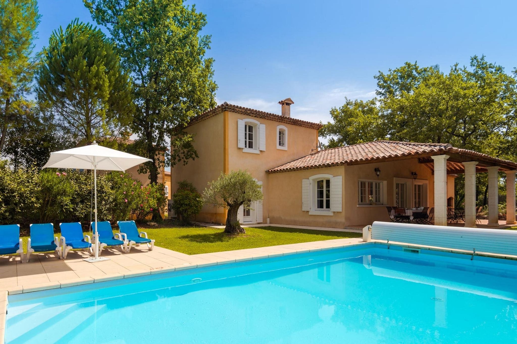 Domaine de Fayence 6-Pool