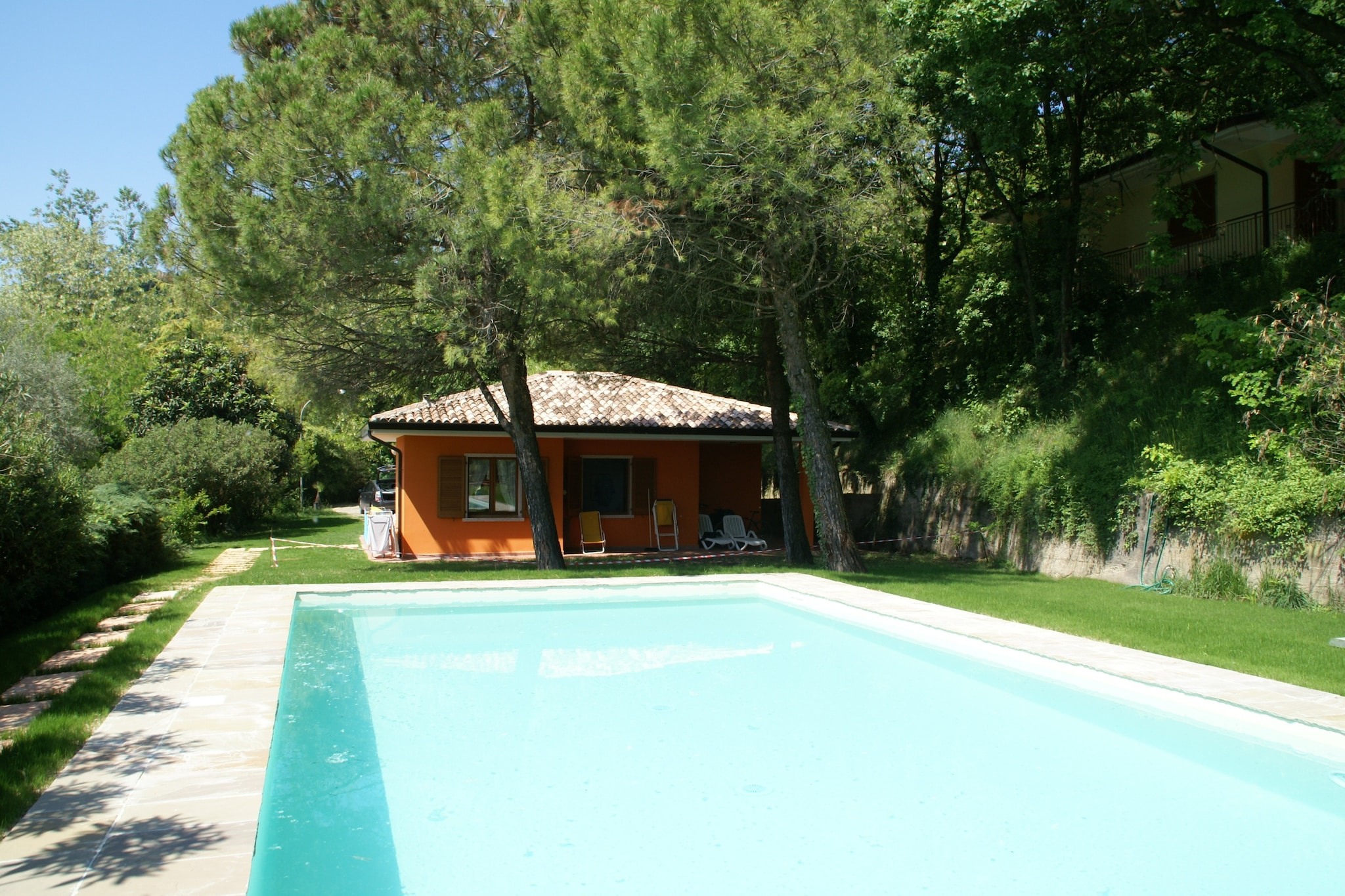 Residence Le Sponde Trilo-Schwimmbad