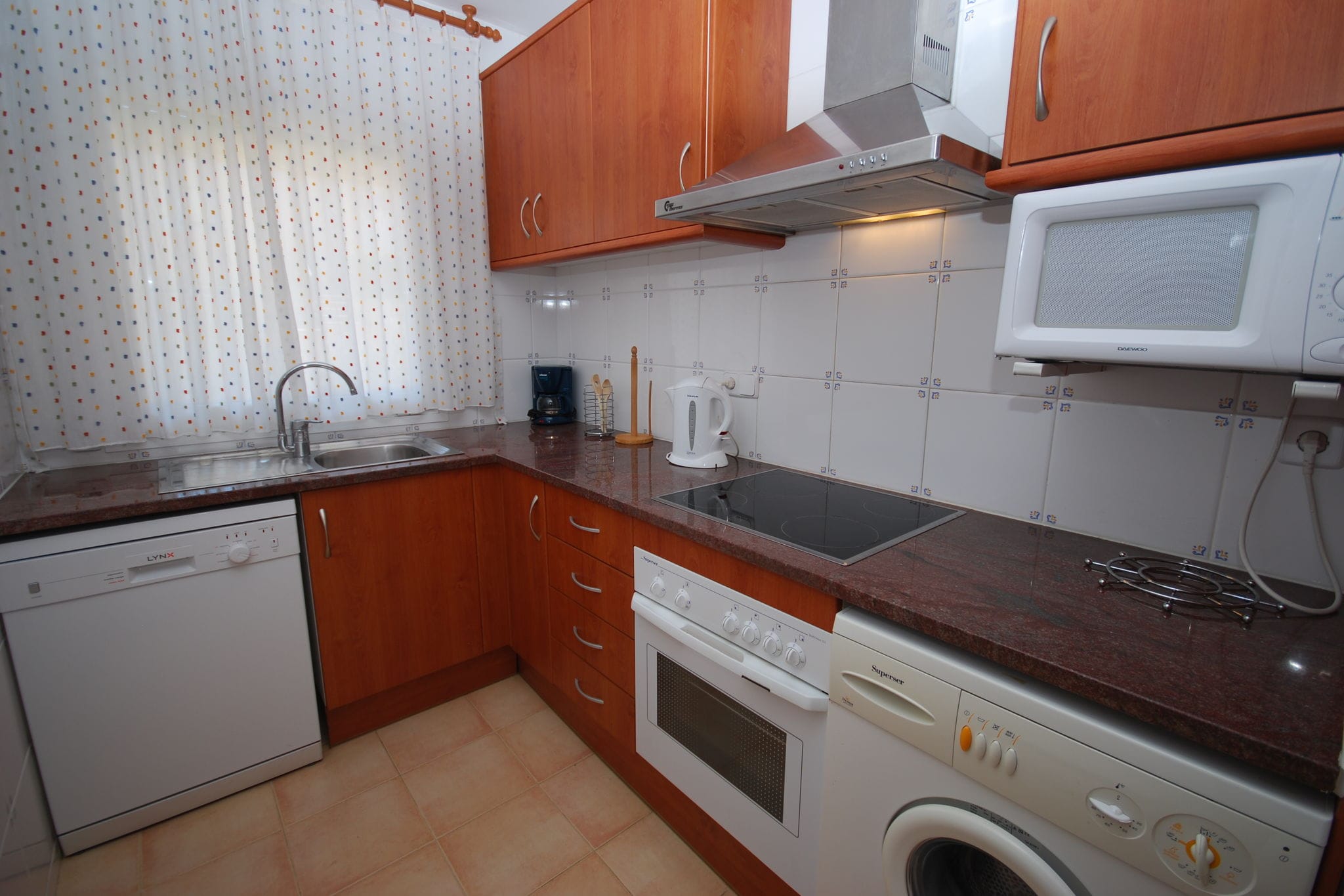 Beautiful holiday home with dishwasher at 900m. from the sea