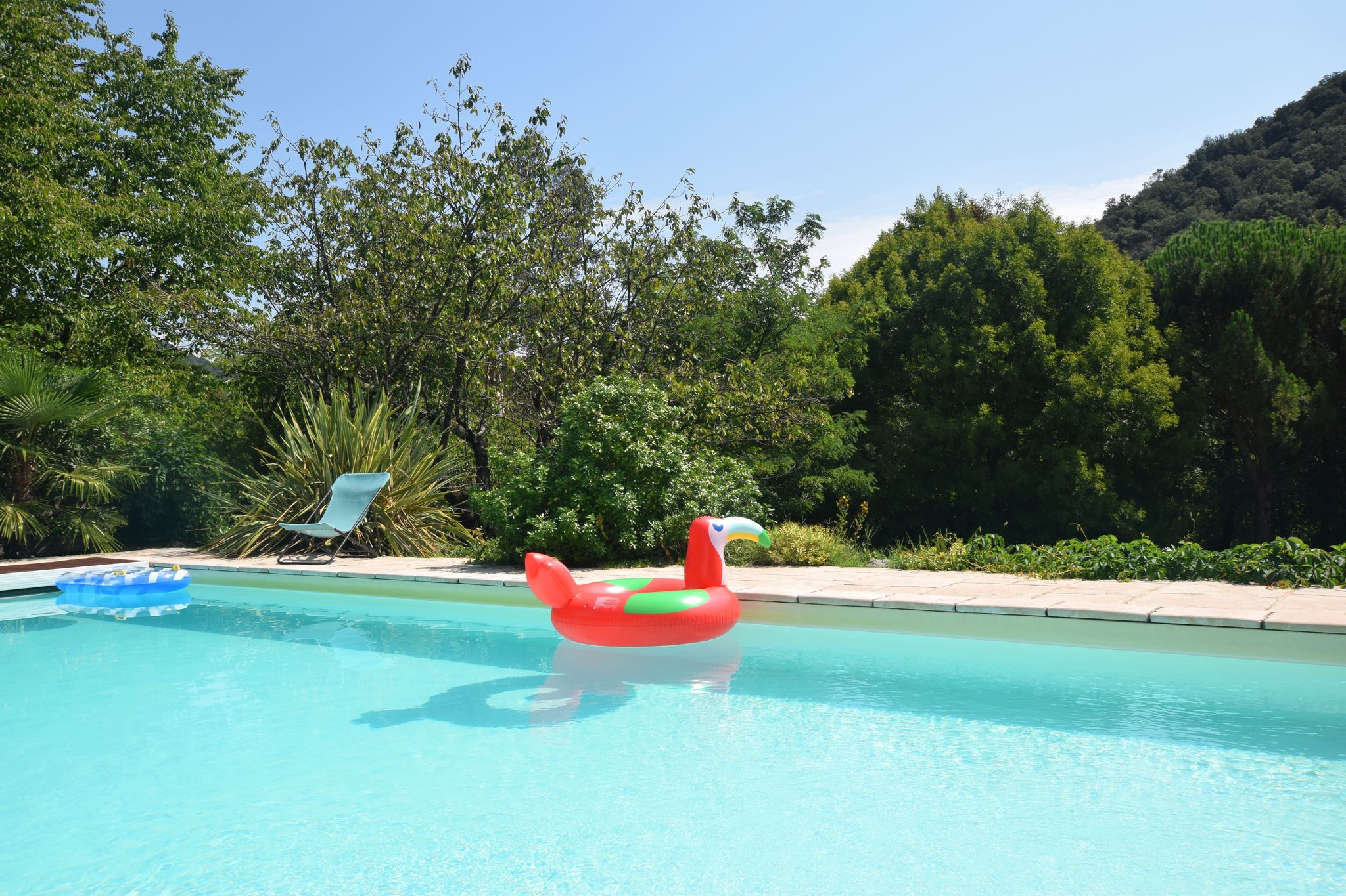 Großzügiges Ferienhaus in der Ardèche mit Swimmingpool