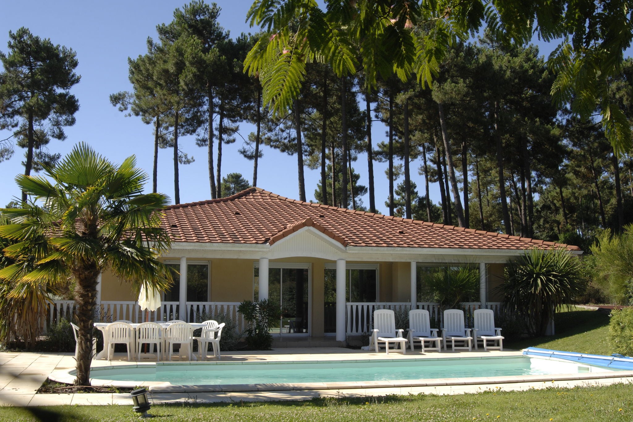 Belle villa avec piscine privée à Lacanau-Océan