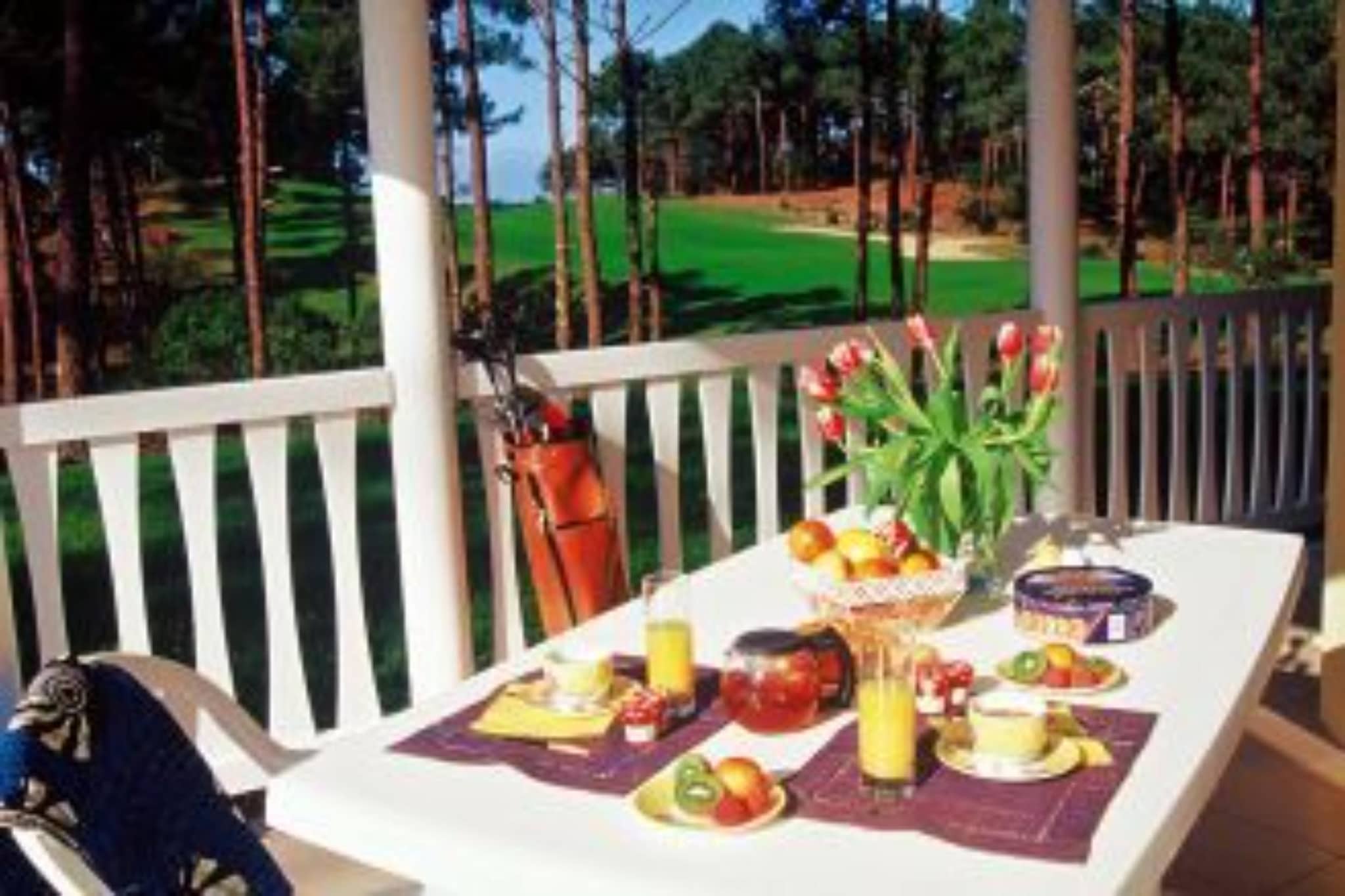 Eden Parc Golf 1-Terrasbalkon