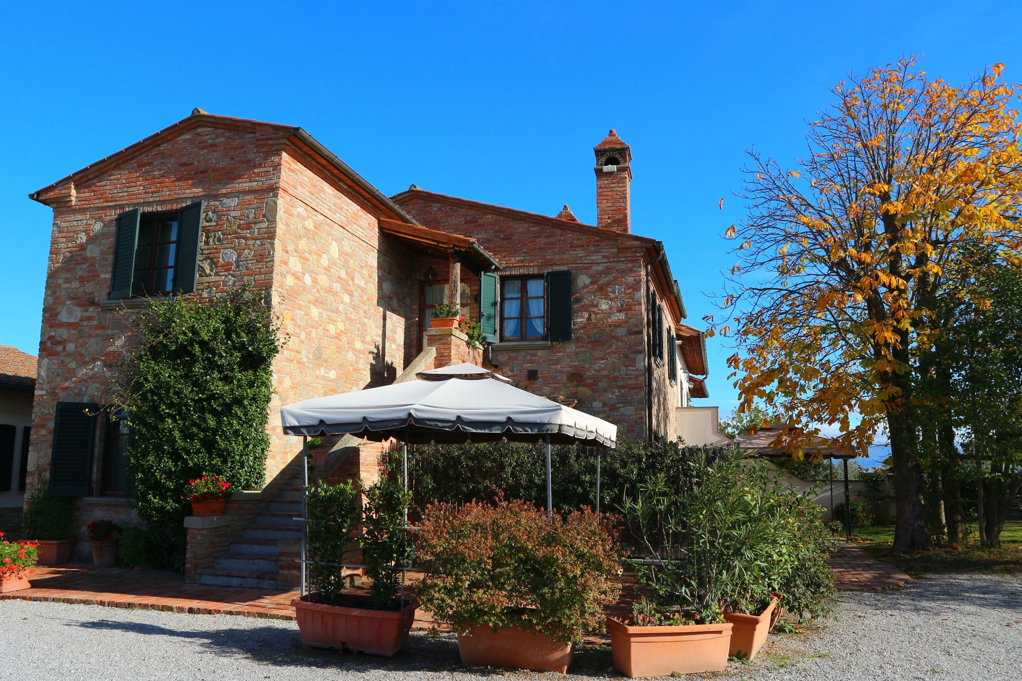 Graceful Home in Foiano della Chiana with Garden