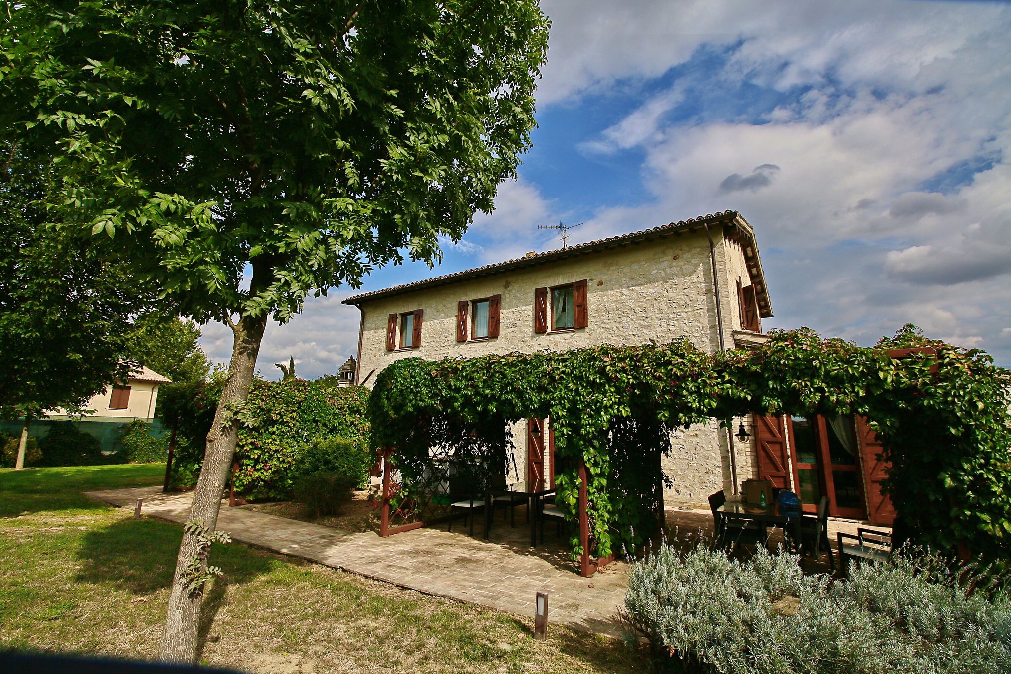 Bel appartement à Foligno Ombrie avec jardin potager