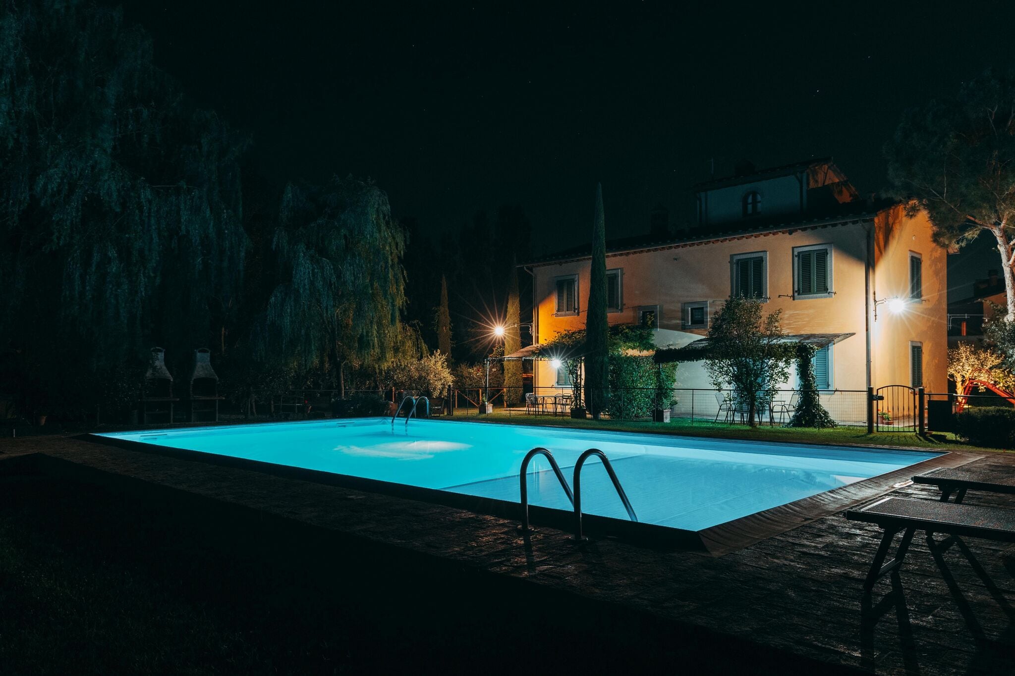 Rustig vakantiehuis in Cortona met een zwembad