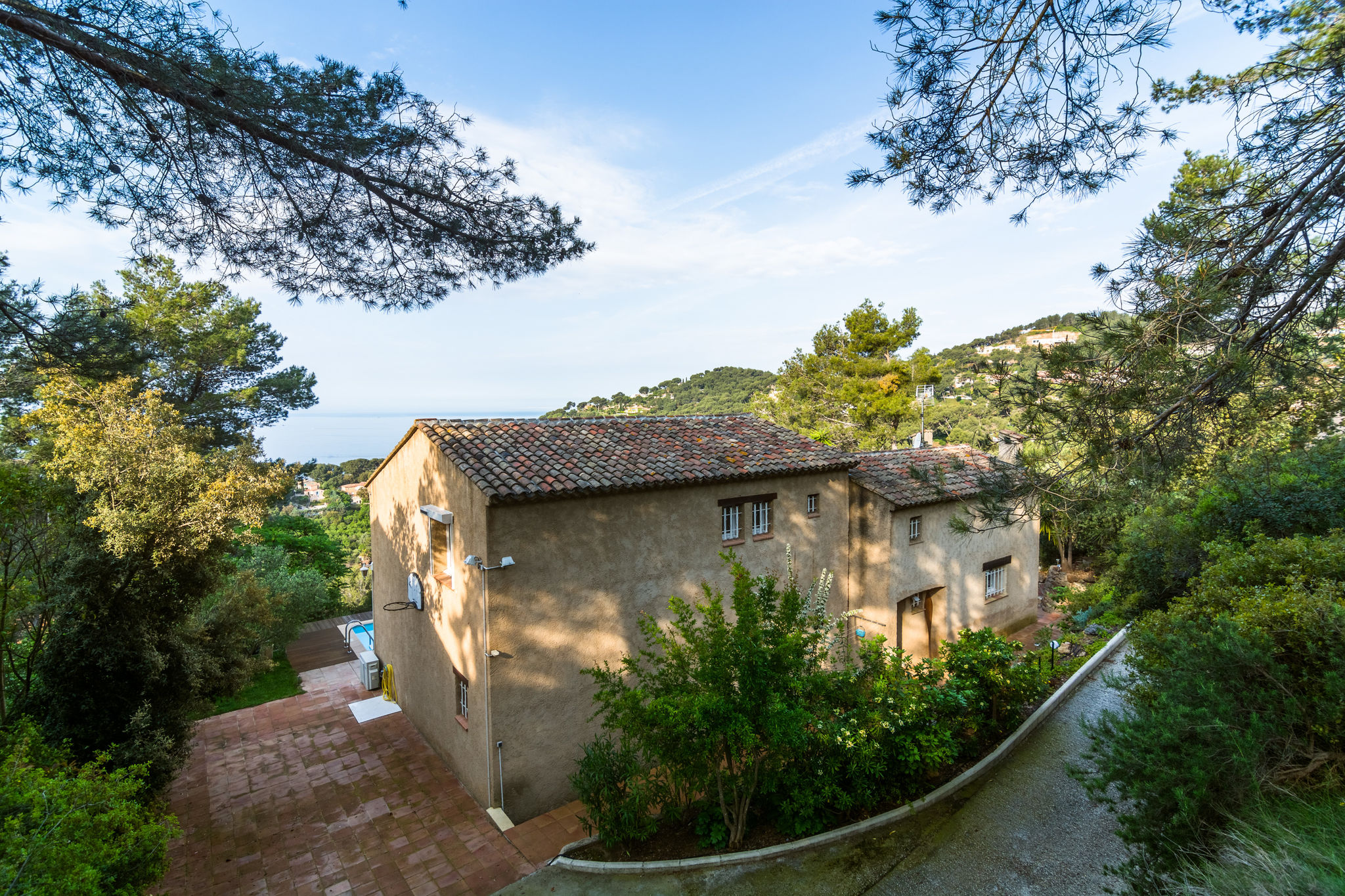 Nice house with beautiful sea views on the peninsula of Hyeres