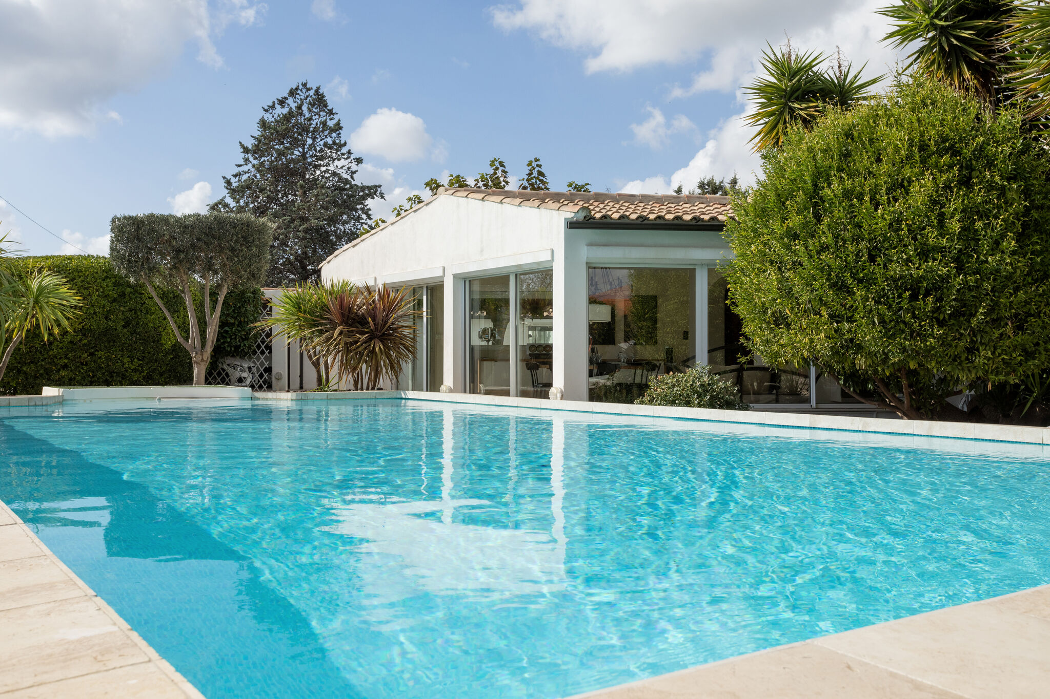 Gemütliche Villa in Narbonne mit eigenem Pool und Whirlpool
