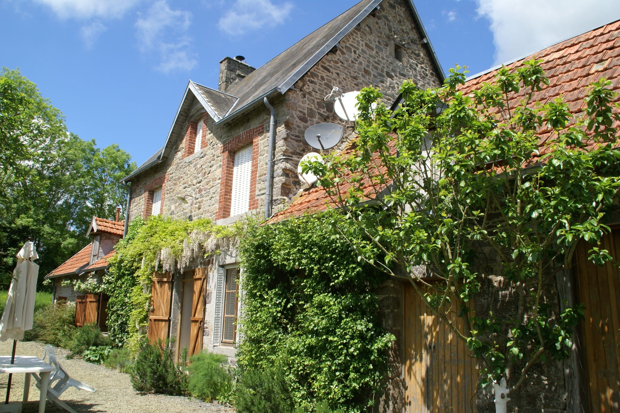 Historic Holiday Home in Sourdeval-les-Bois with Valley View