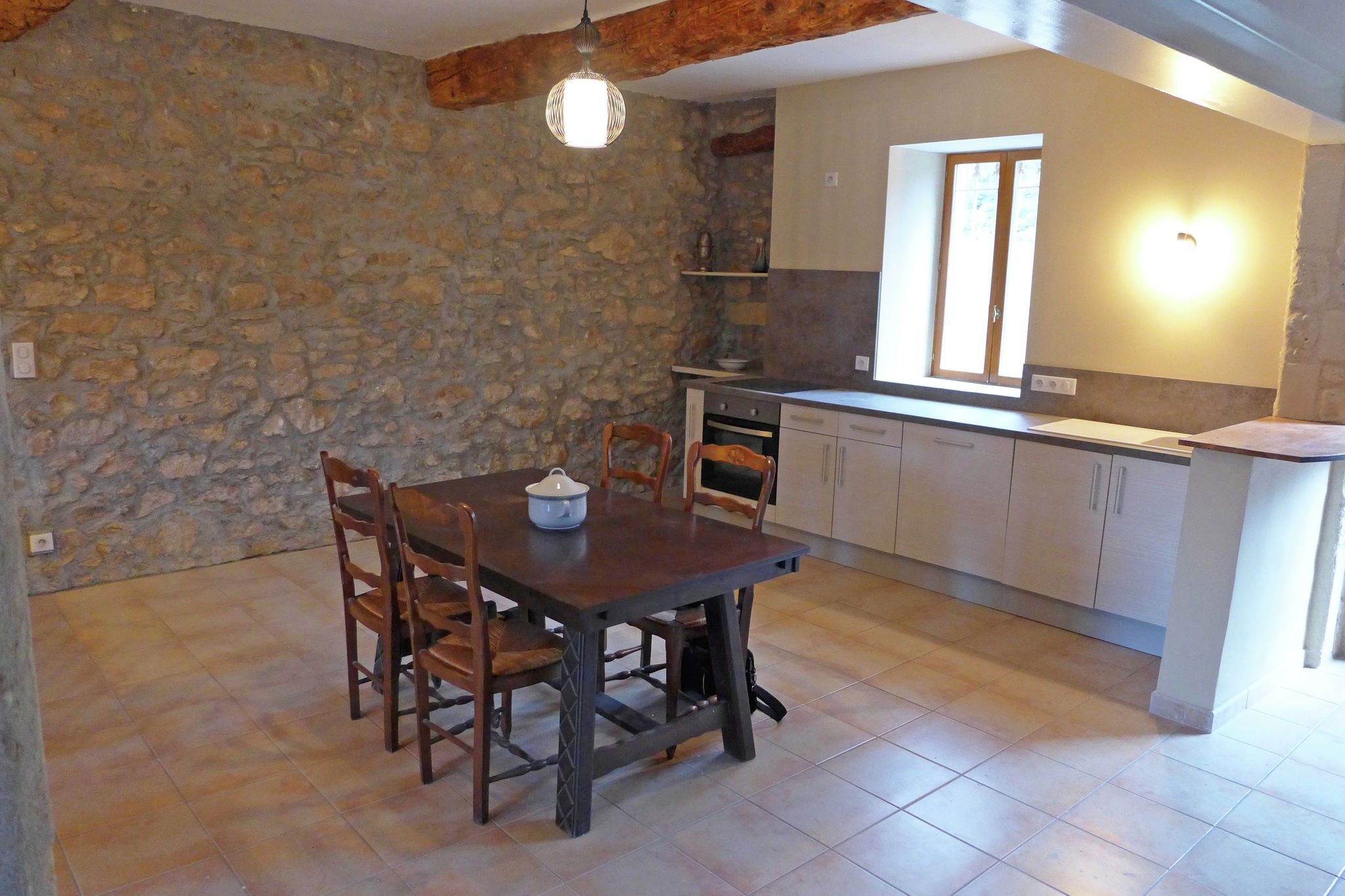 Cozy Holiday Home in Montbrun-des-Corbières with Pool