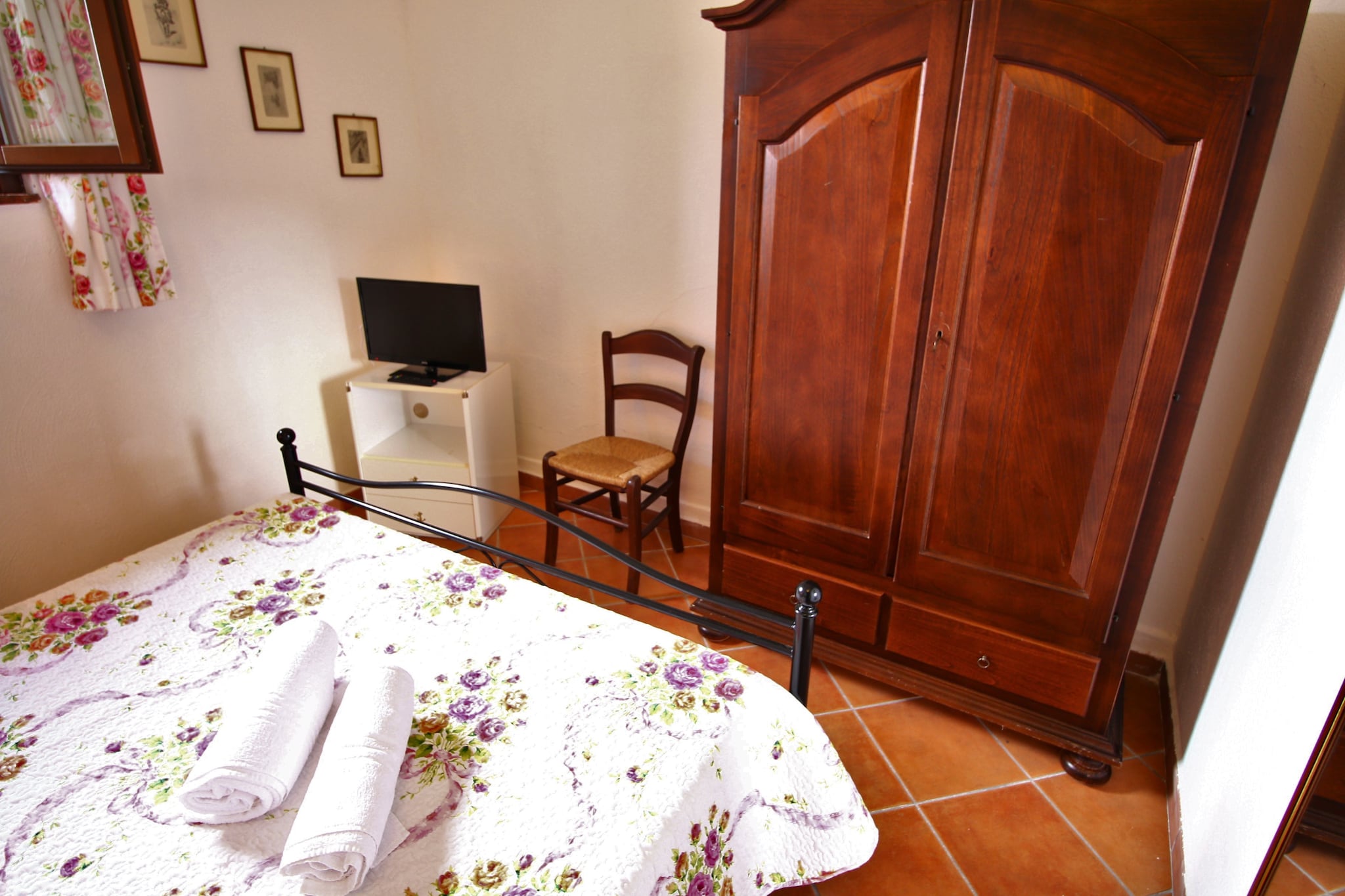 Bed Room