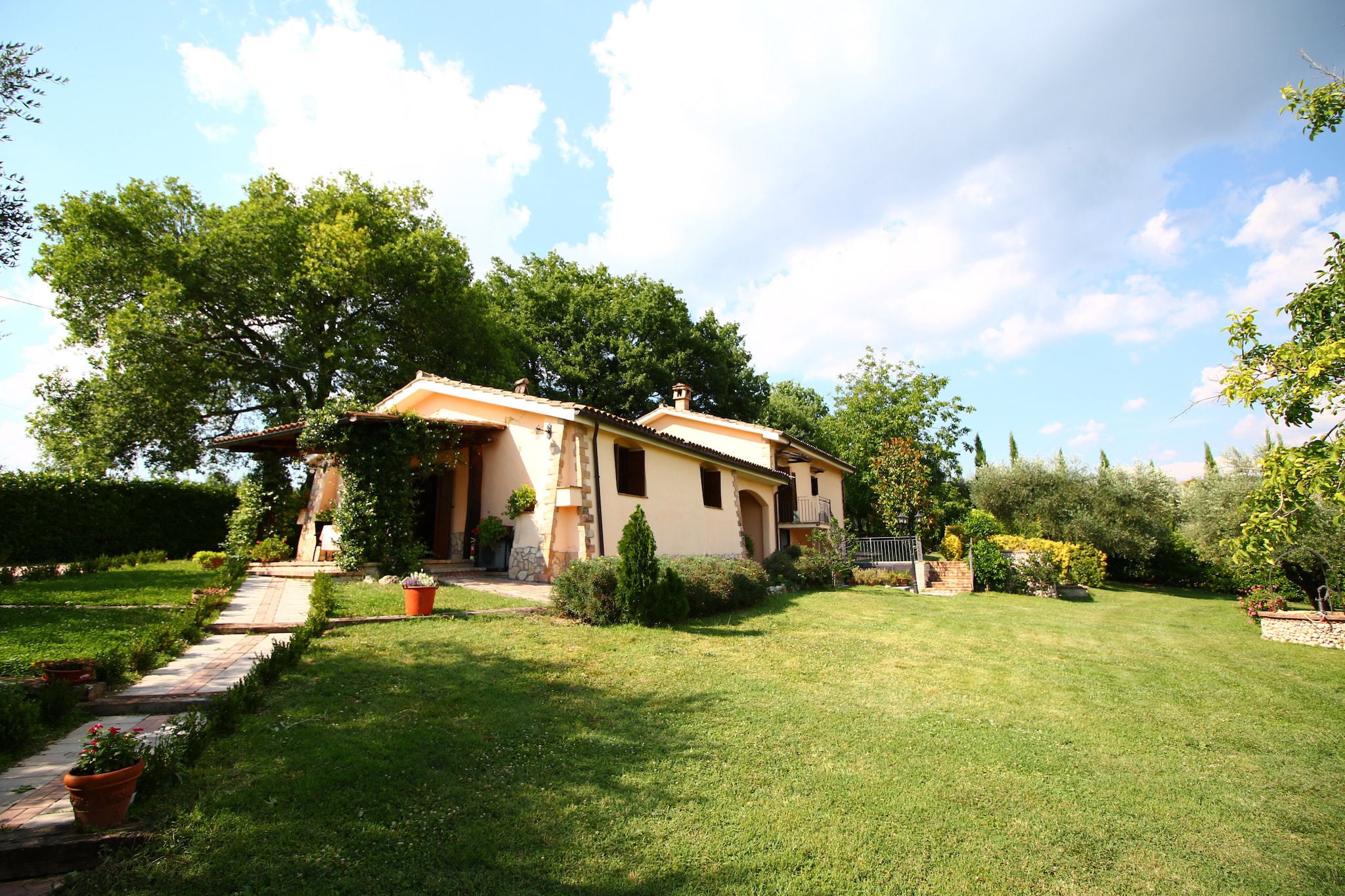 Exterior Summer