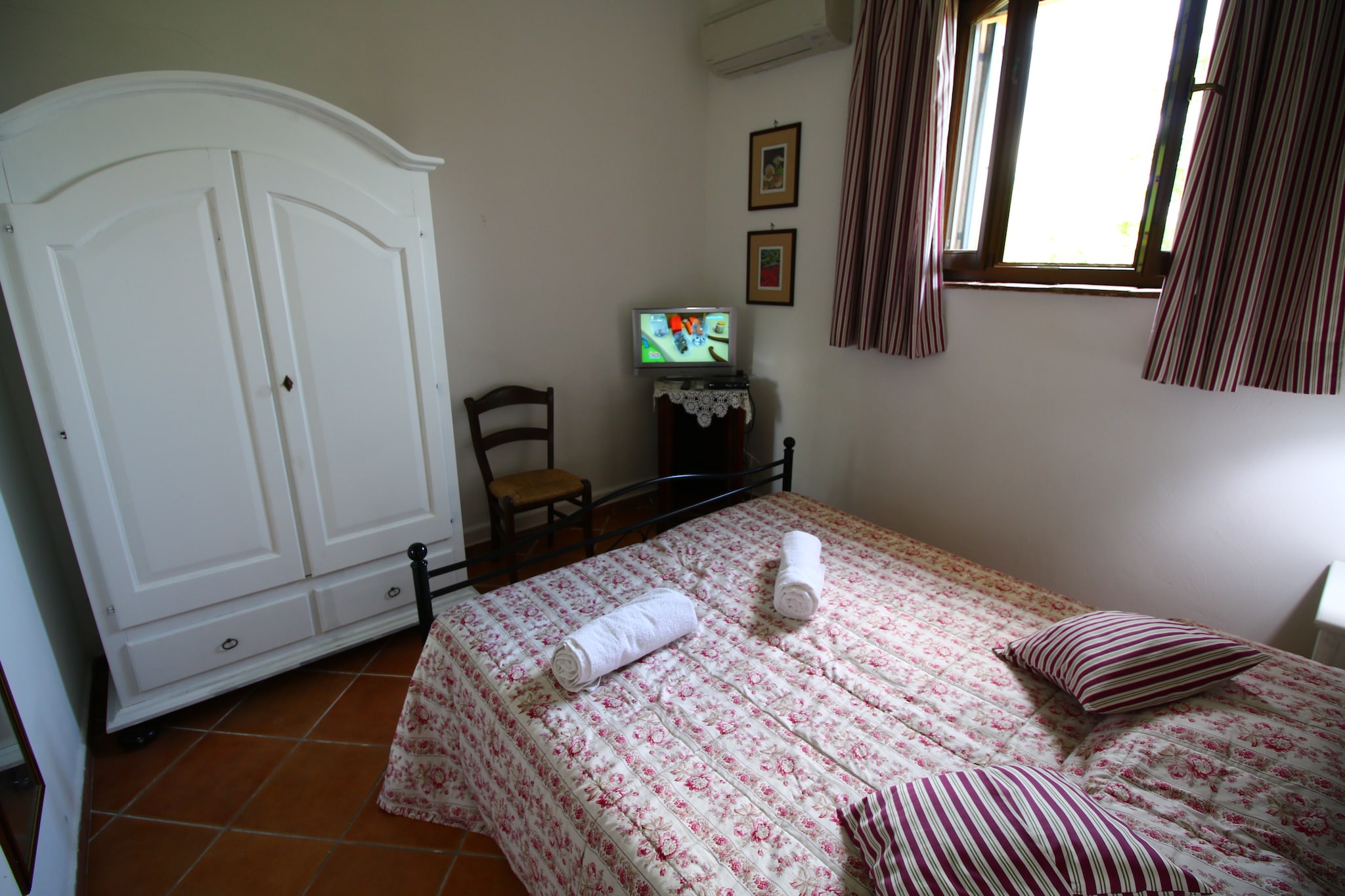 Bed Room