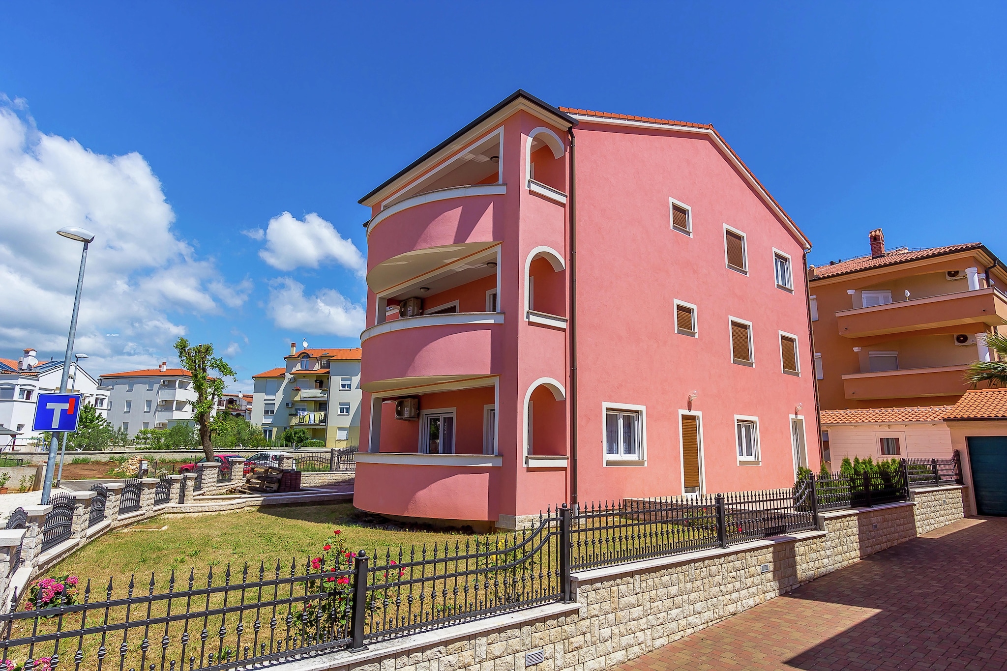 Apartment in Medulin with Balconies