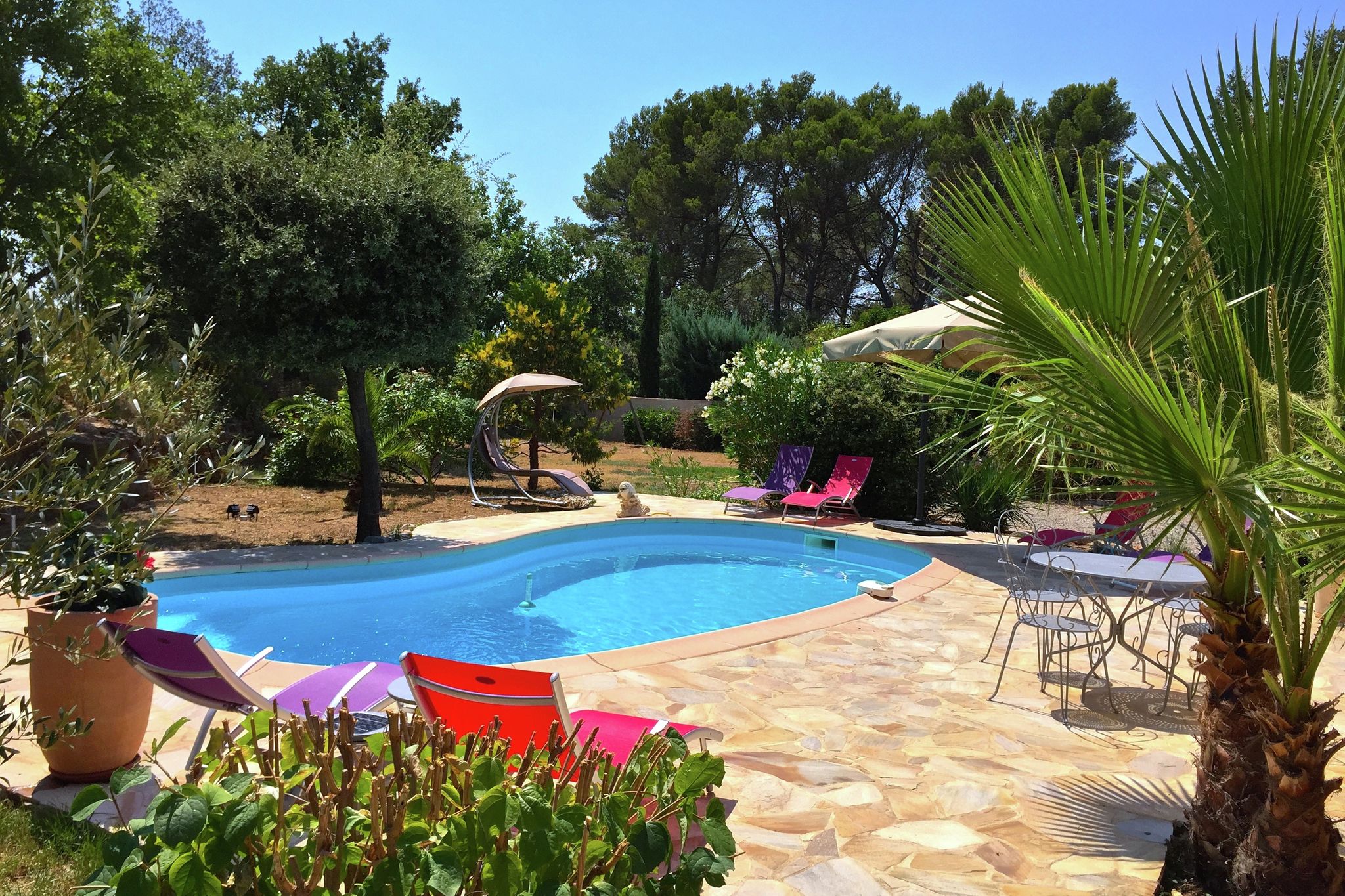 Country-style villa with private pool, walking distance from Flayosc