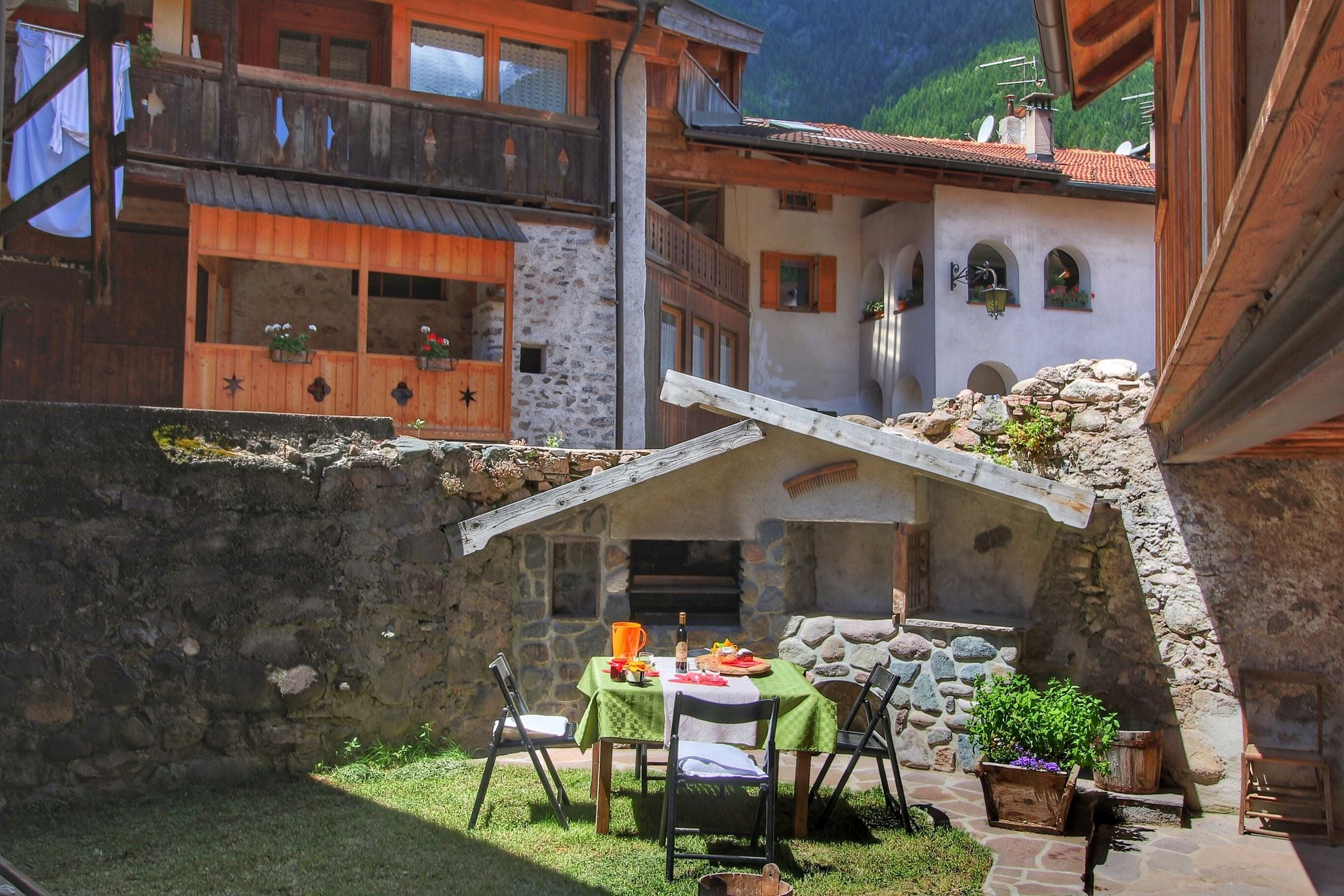 Modern maso in the Val di Fiemme, ideal for summer and winter, garden