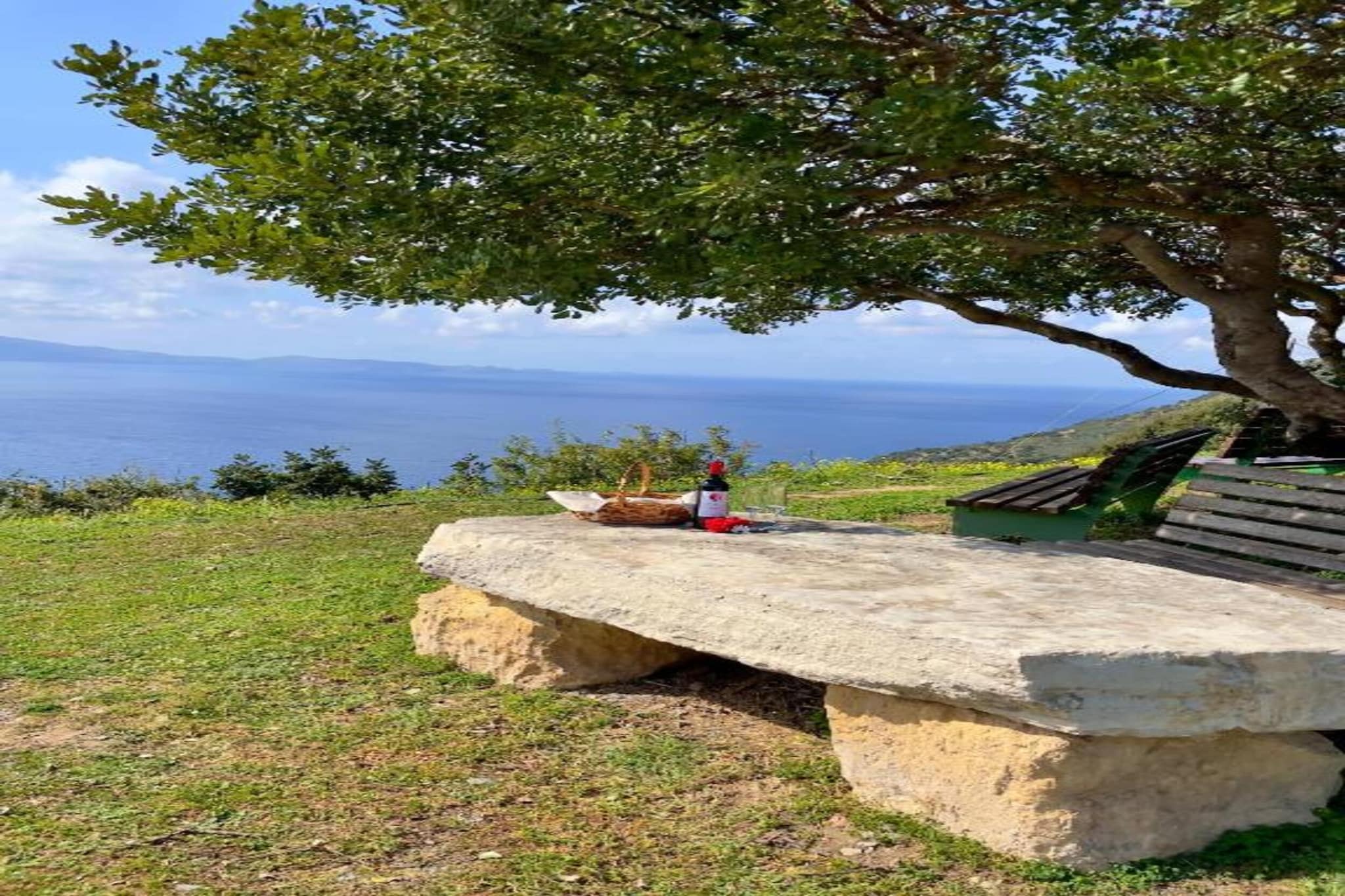 Seaview Studio 1-Areas summer 5km