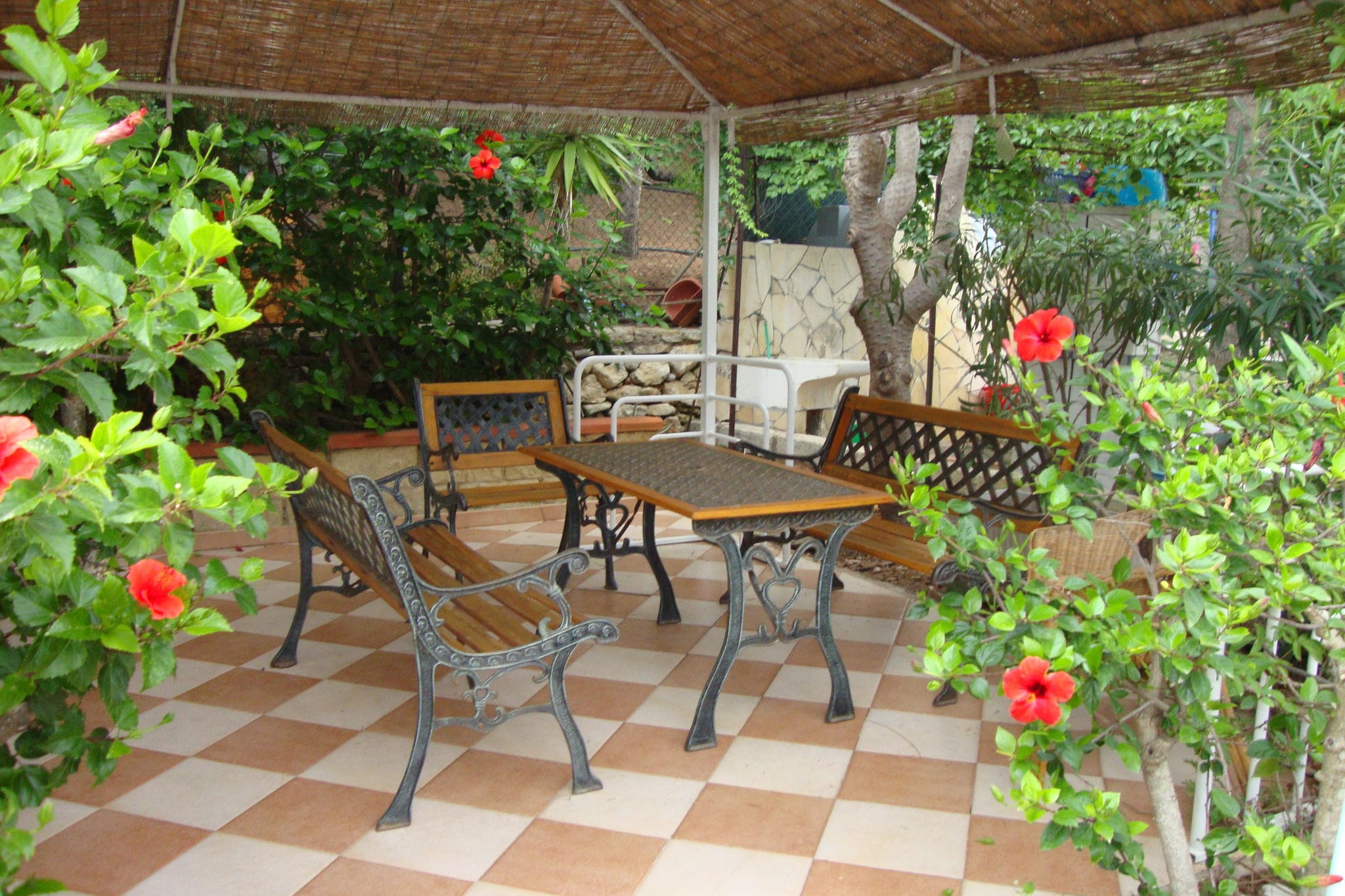 Fijn appartement op Sicilië met een balkon en tennisbaan