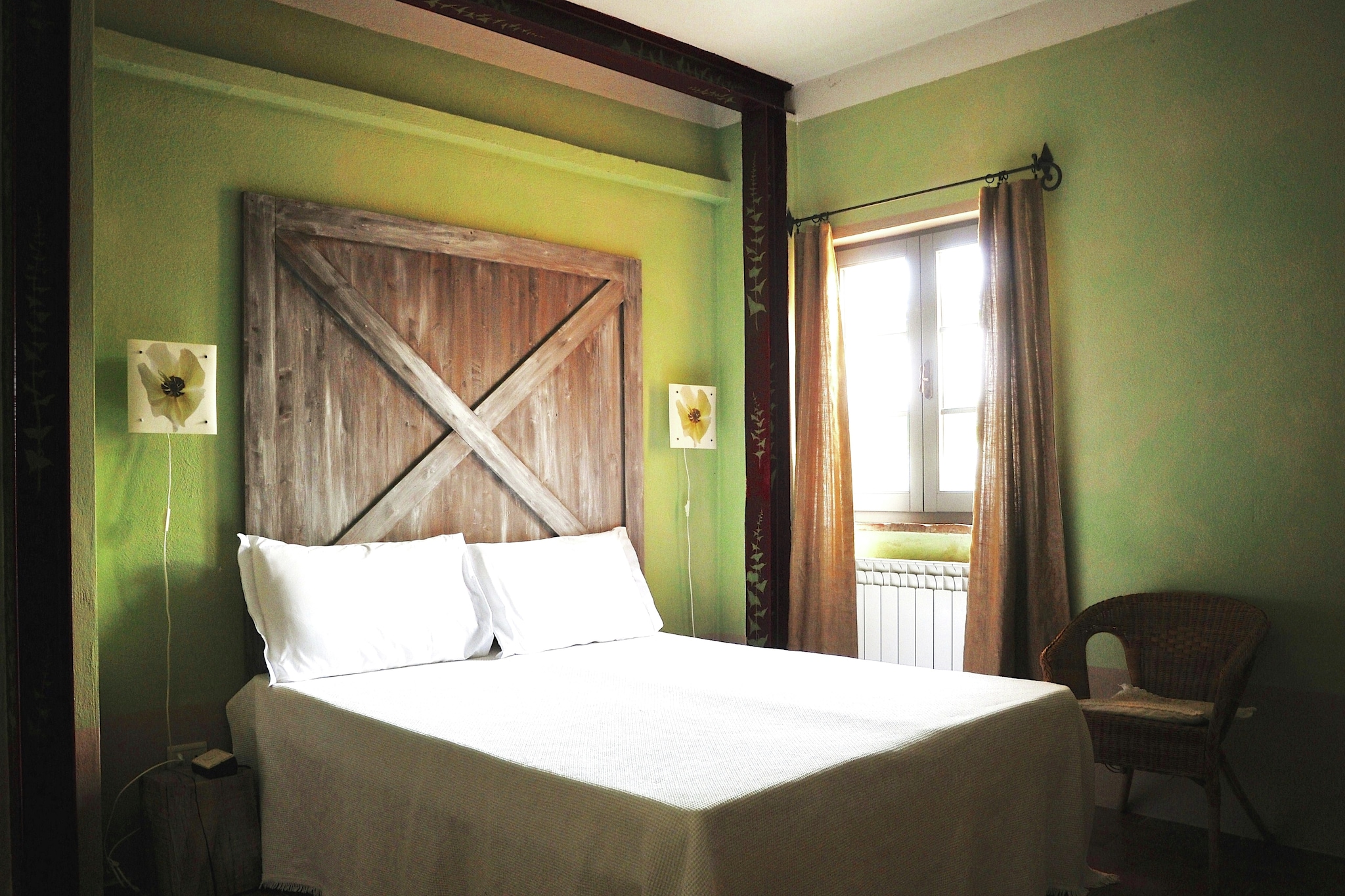 Peonie-Bedroom