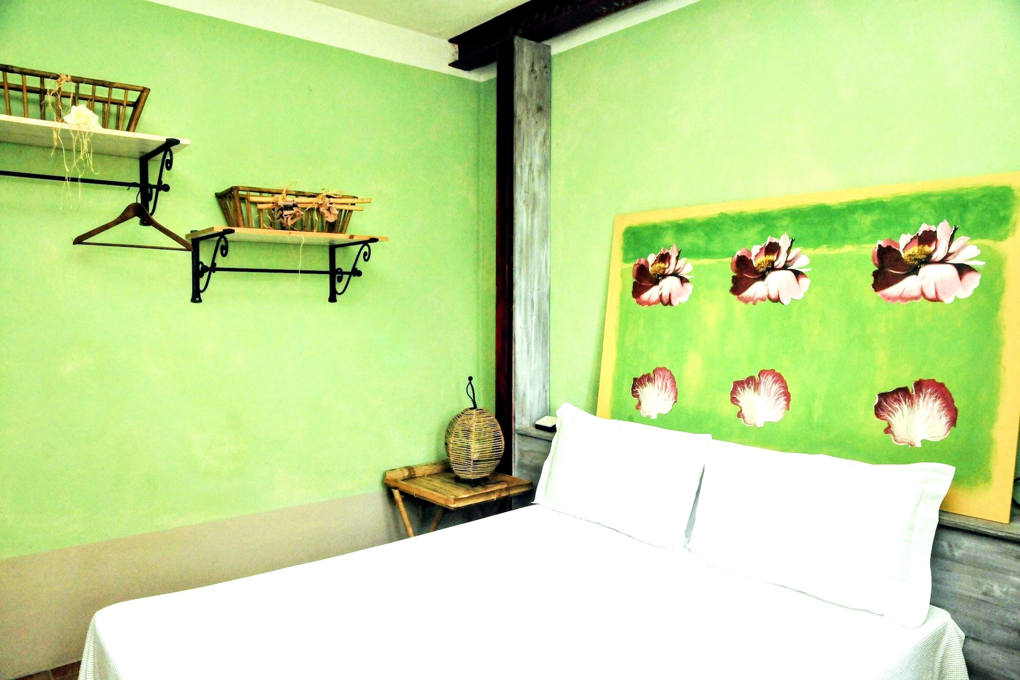 Peonie-Bedroom
