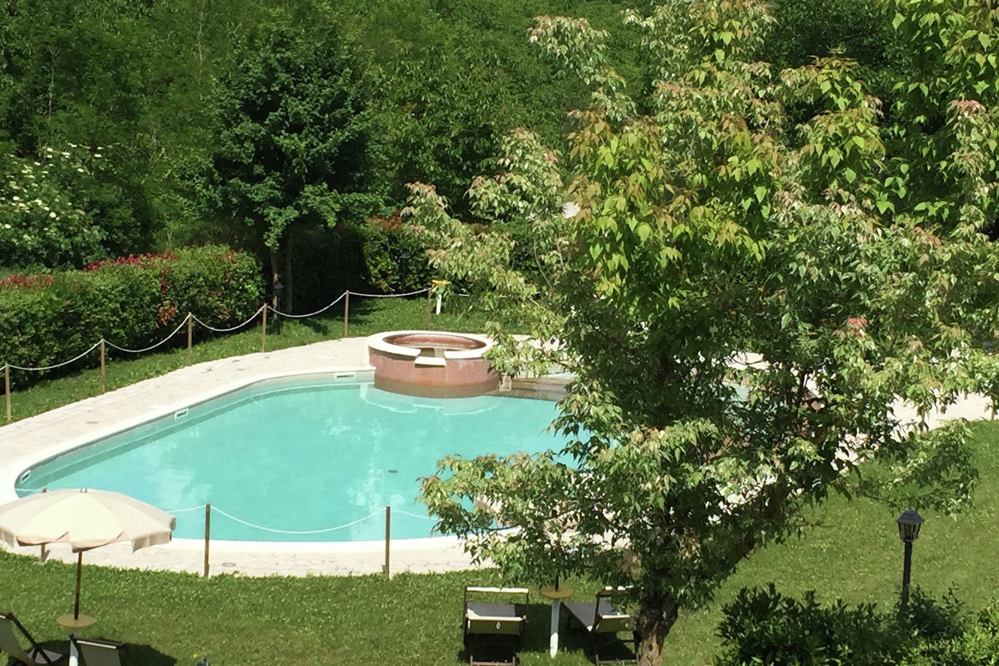 Gemütliches Landhaus in Apecchio mit Pool
