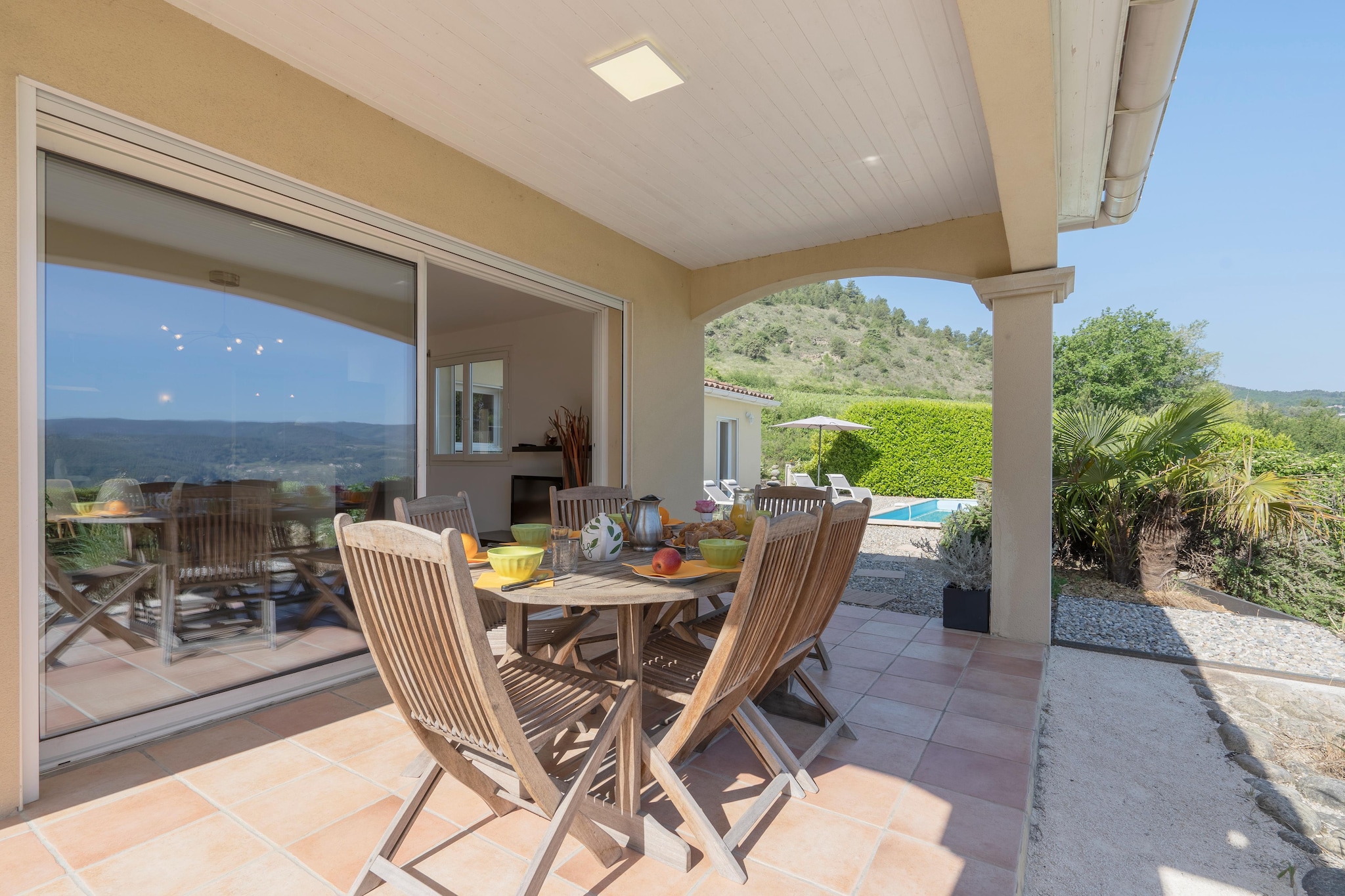 Villa - LES VANS-Terrasbalkon