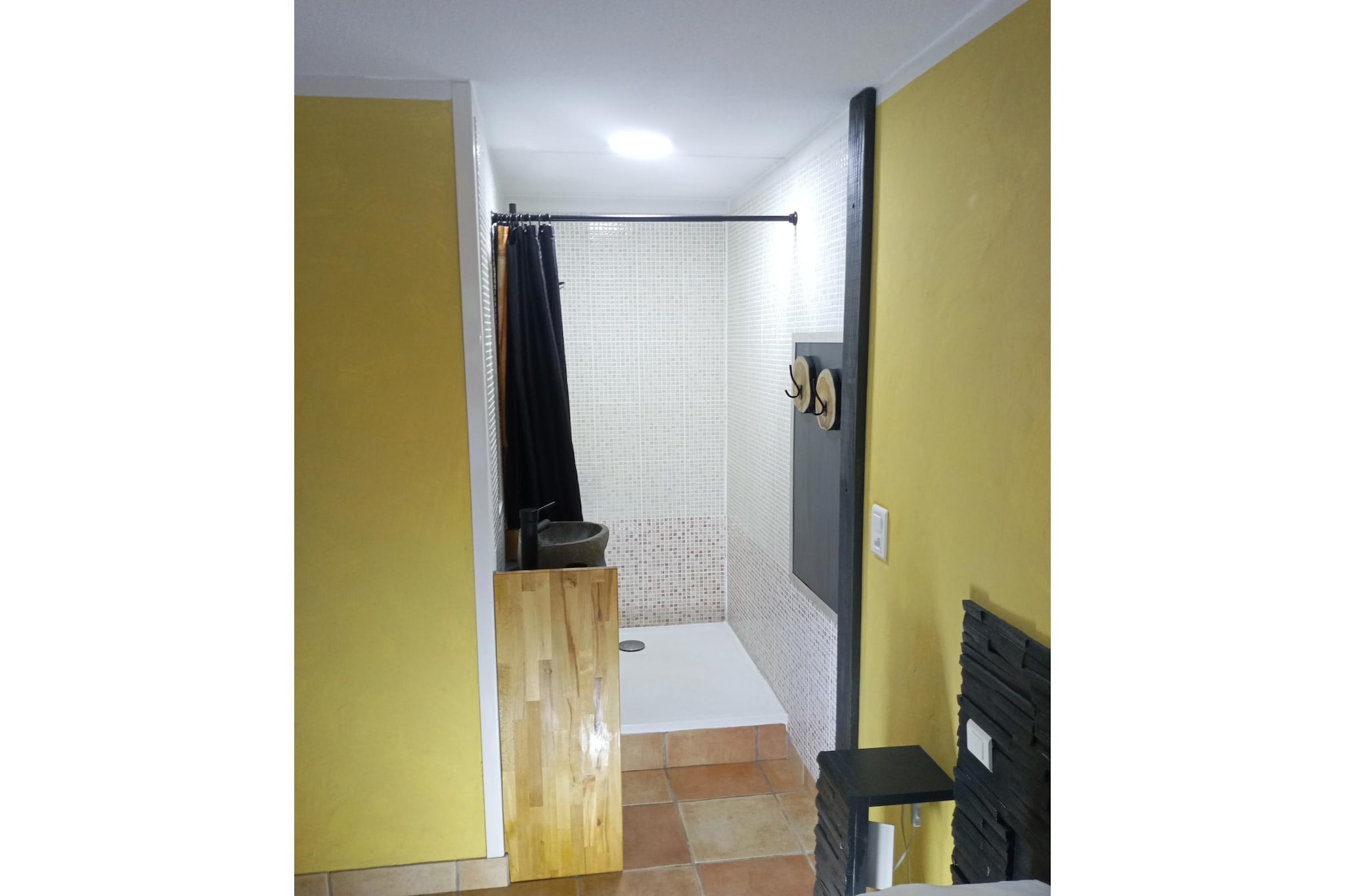 Villa - LES VANS-Badkamer