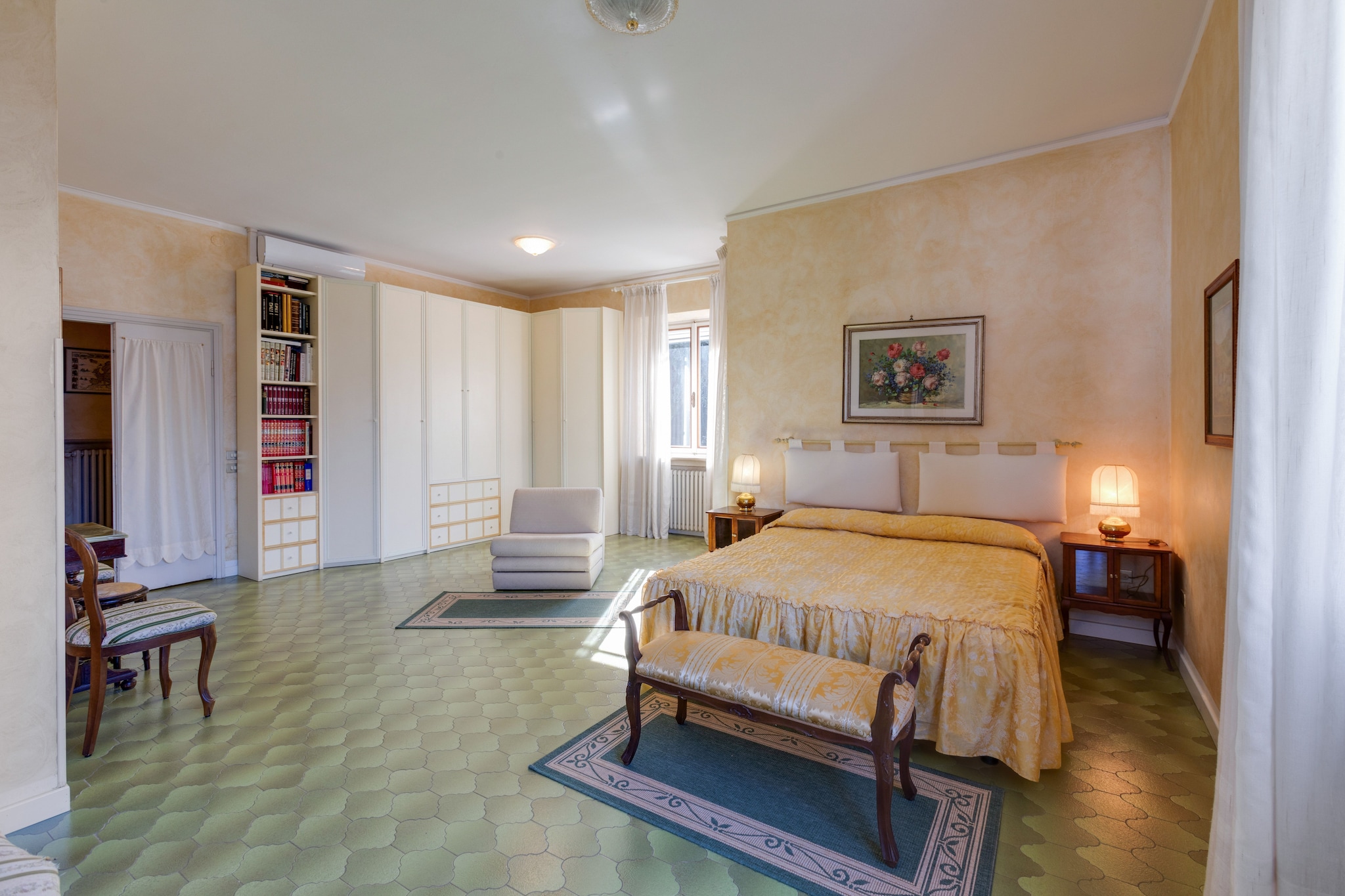 Bed Room