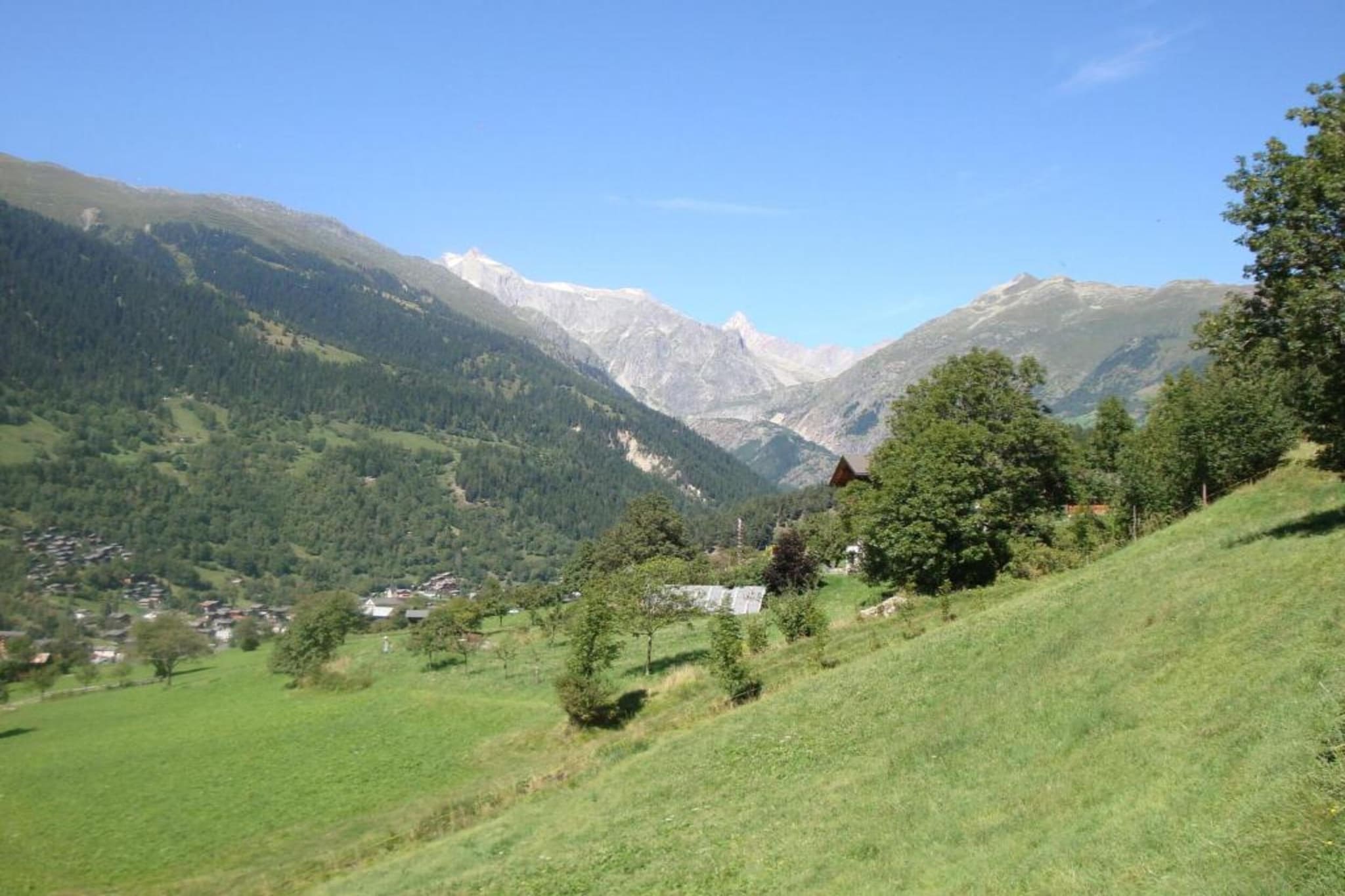 Chalet Edge