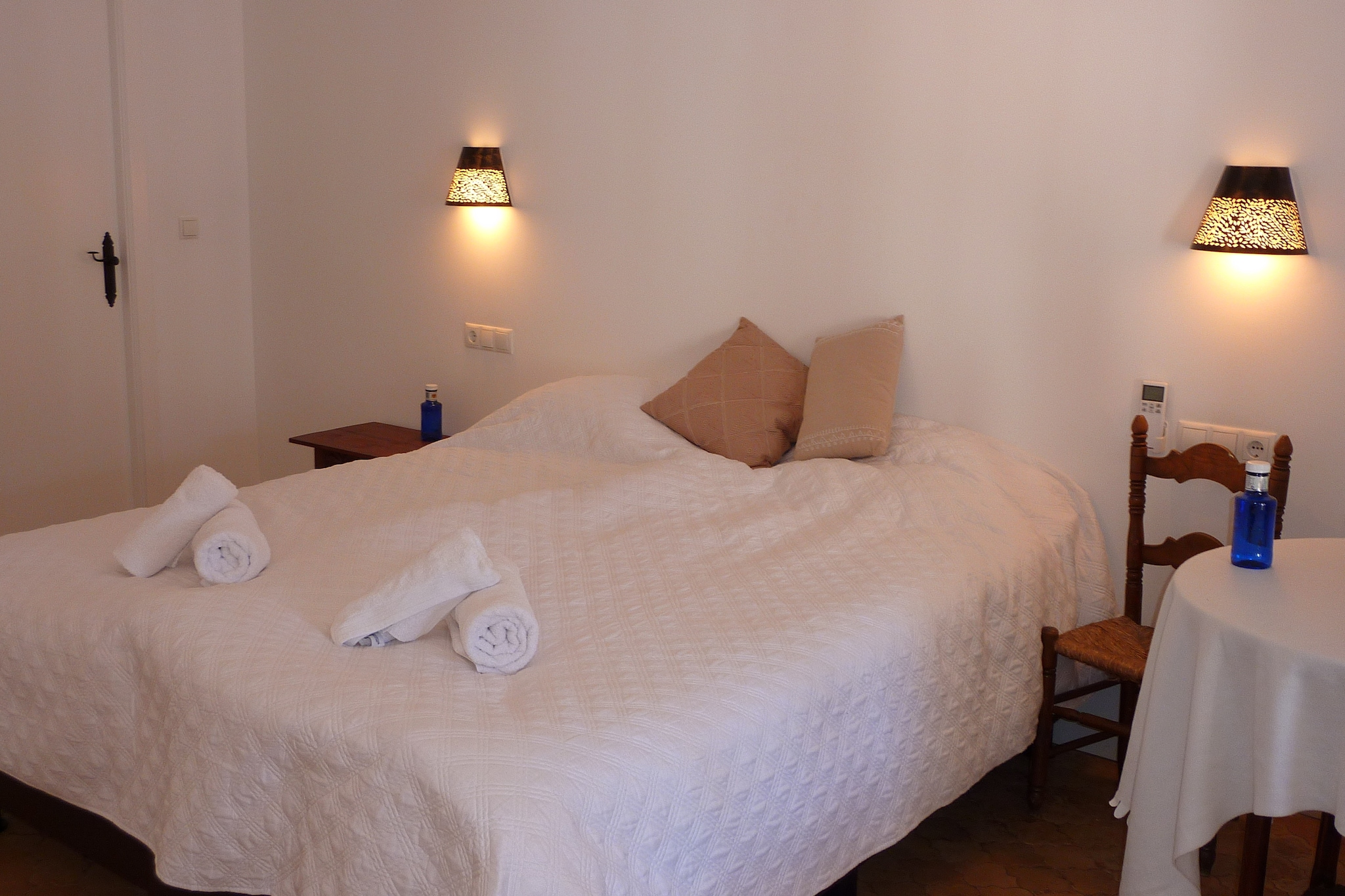 La Abadesa-Bedroom