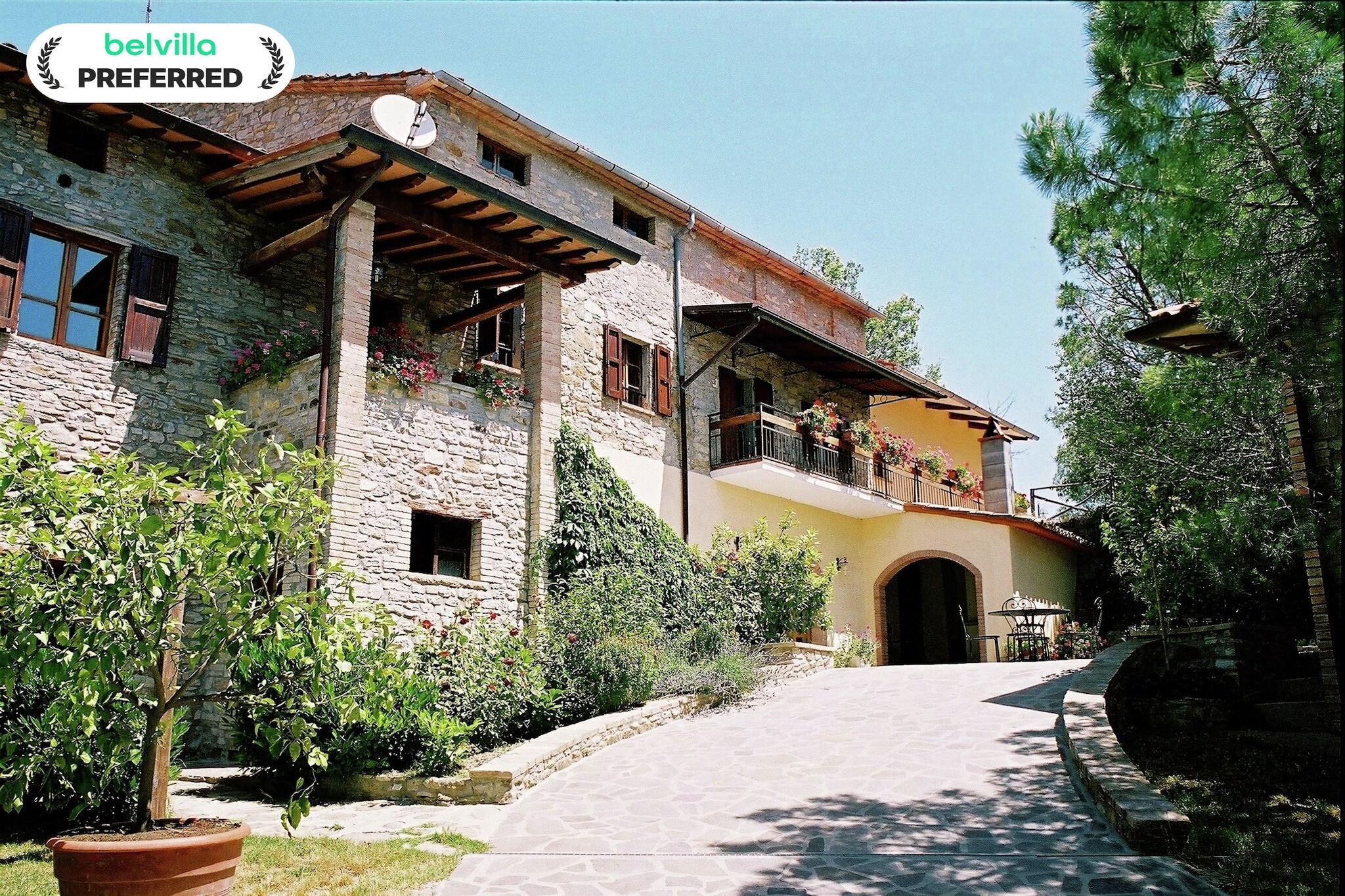Exterior Summer
