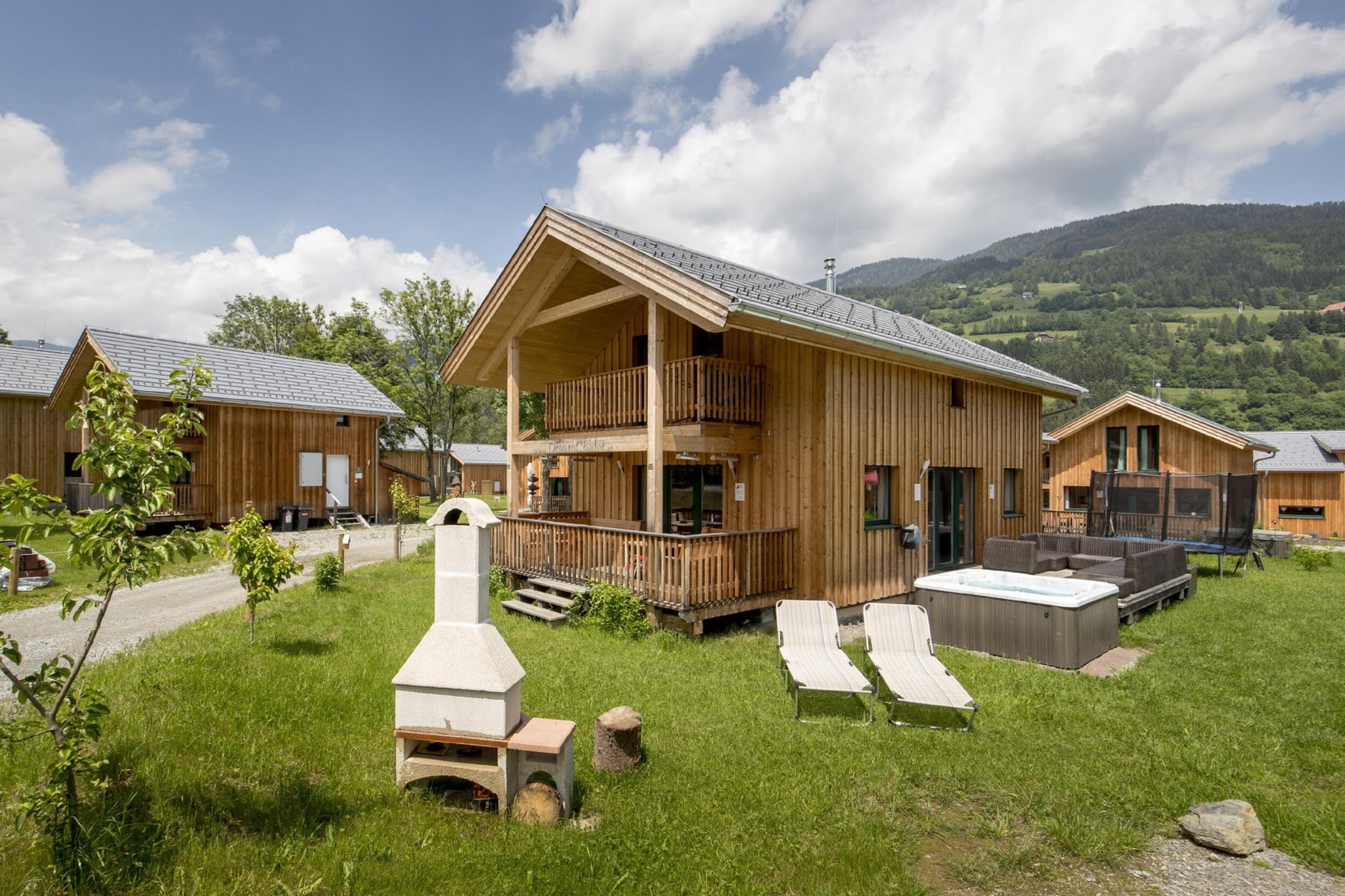 Pleasant chalet with indoor hot tub