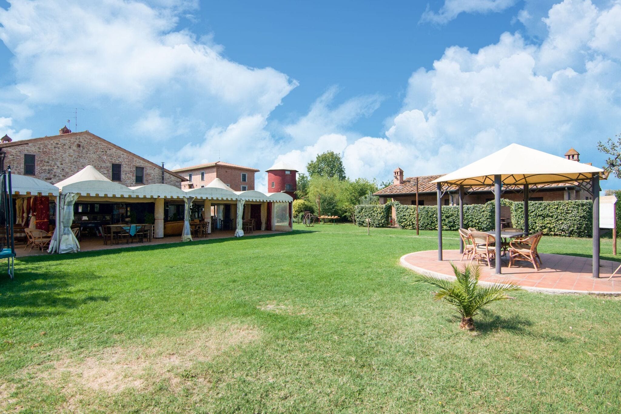 Gemütliches Bauernhaus mit Pool in Castiglione del Lago