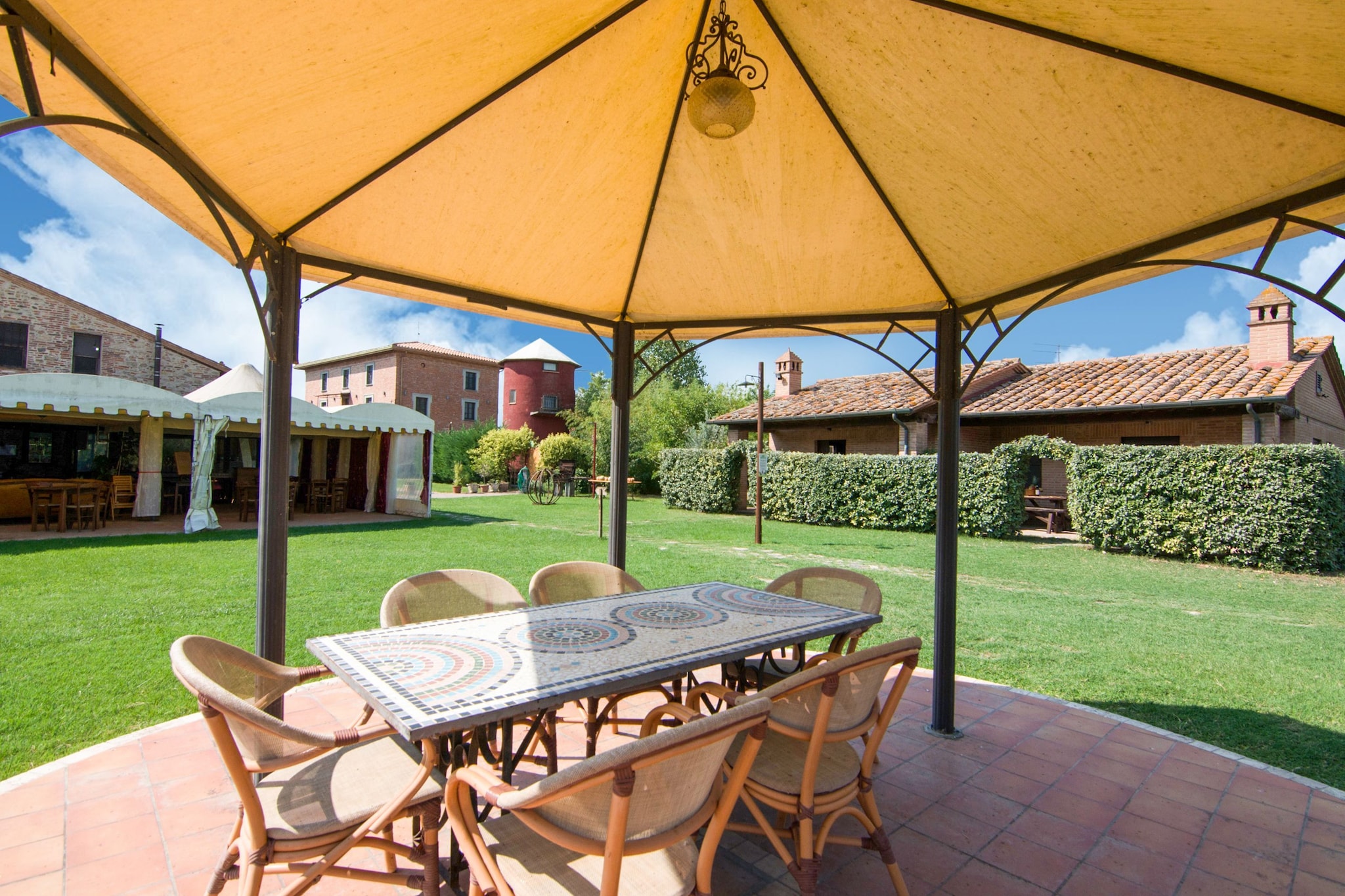 Sfeervolle boerderij in Castiglione del Lago met sauna