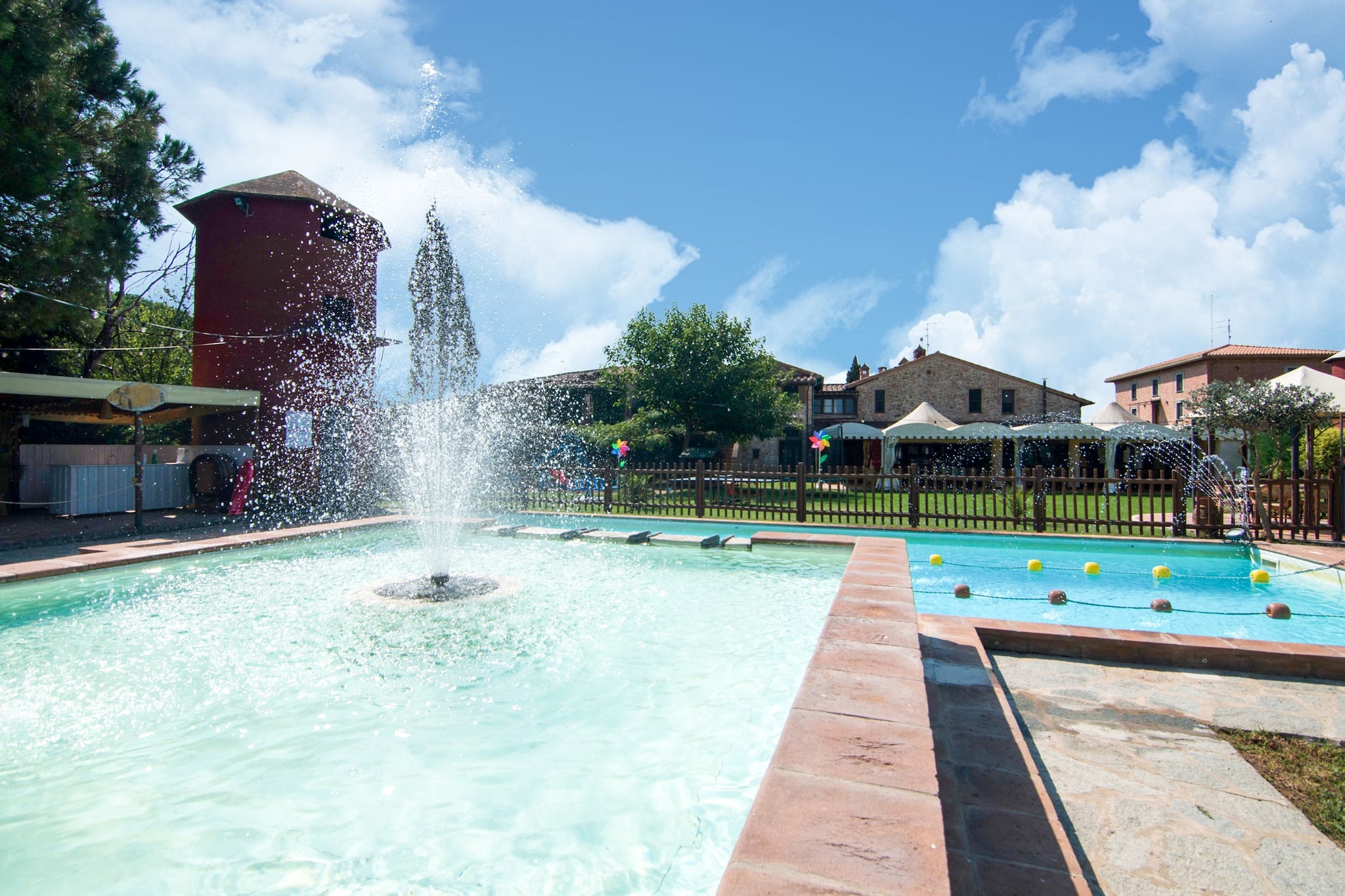 Ferme confortable avec piscine à Castiglione del Lago